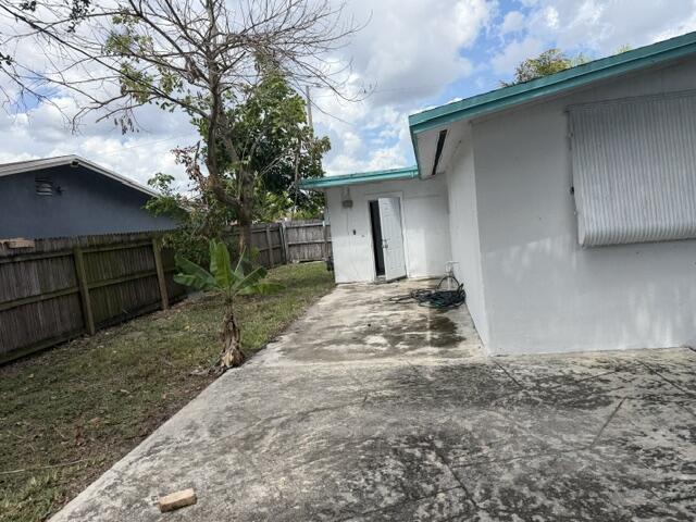 Palm Beach Square - Residential