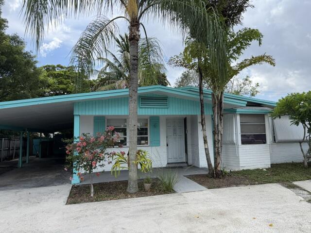 Palm Beach Square - Residential