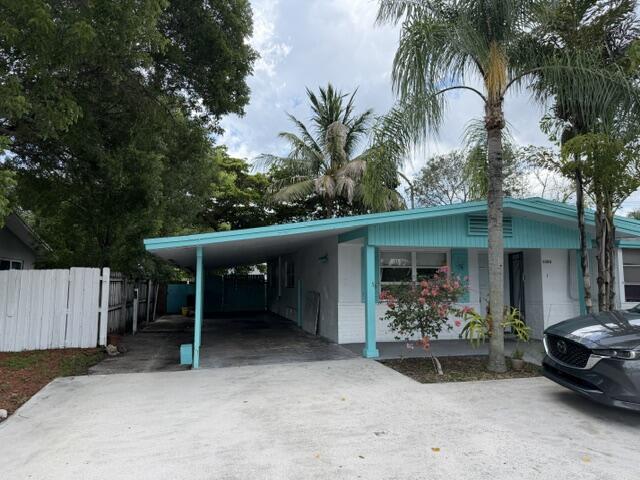 Palm Beach Square - Residential