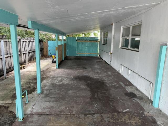 Palm Beach Square - Residential
