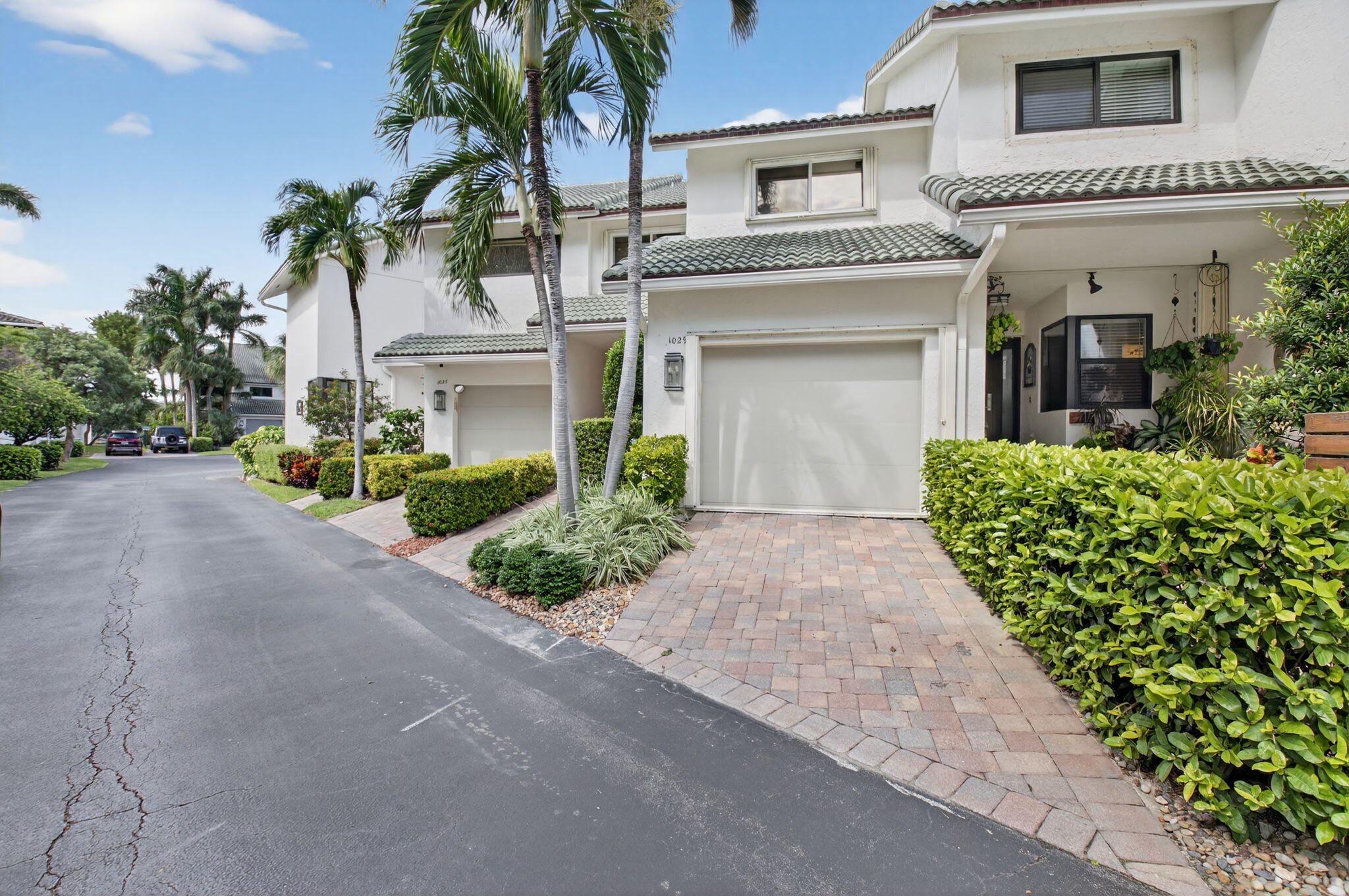 DELRAY BY THE SEA - Residential