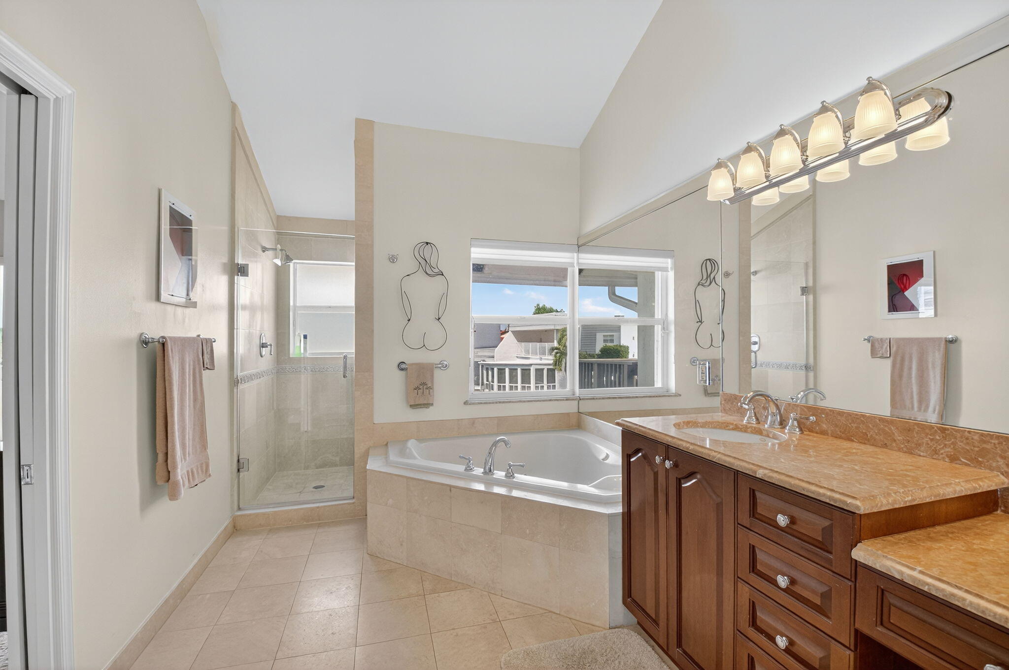 DELRAY BY THE SEA - Residential