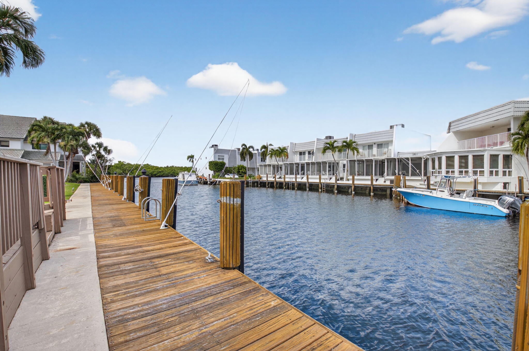DELRAY BY THE SEA - Residential