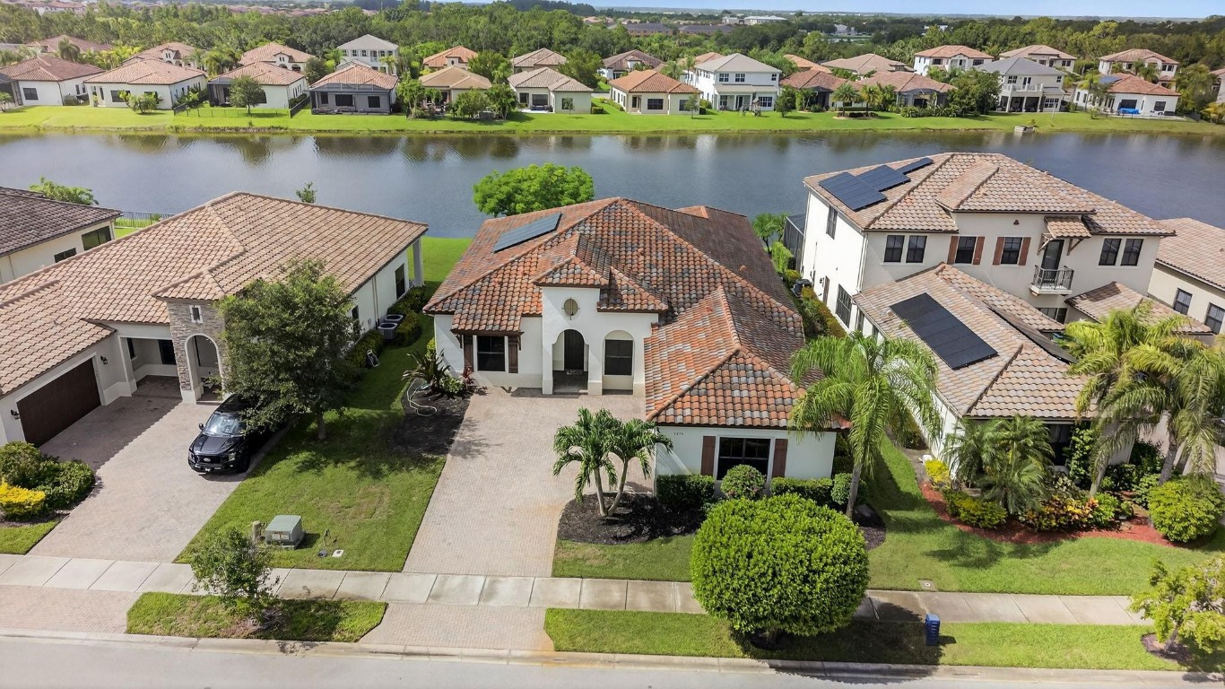 Maple Ridge At Ave Maria - Residential