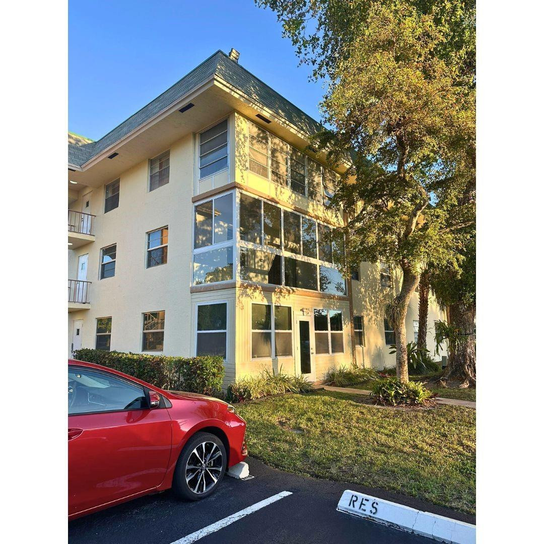 Sabal Palm Village - Residential