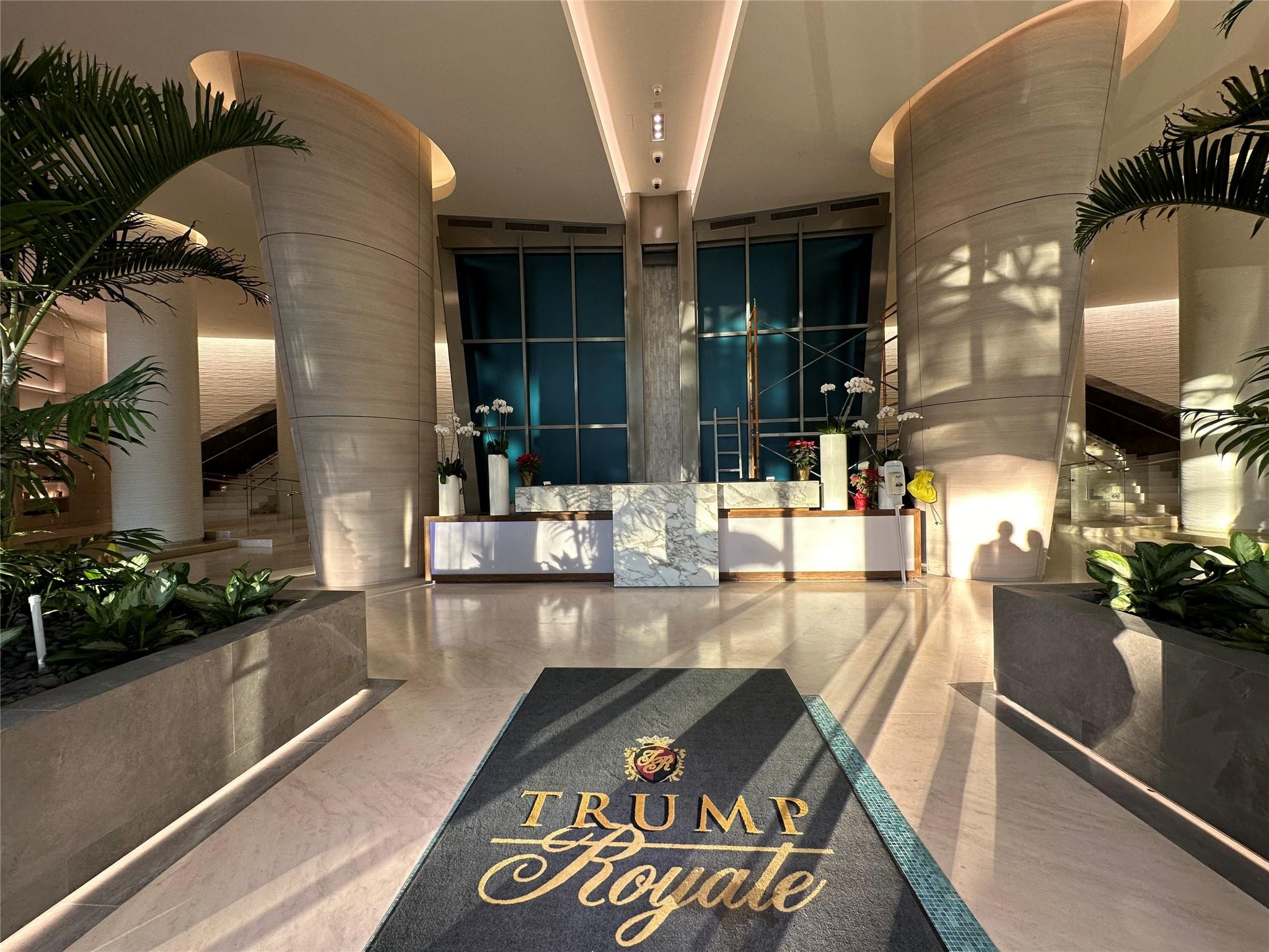 TRUMP ROYALE CONDO - Residential