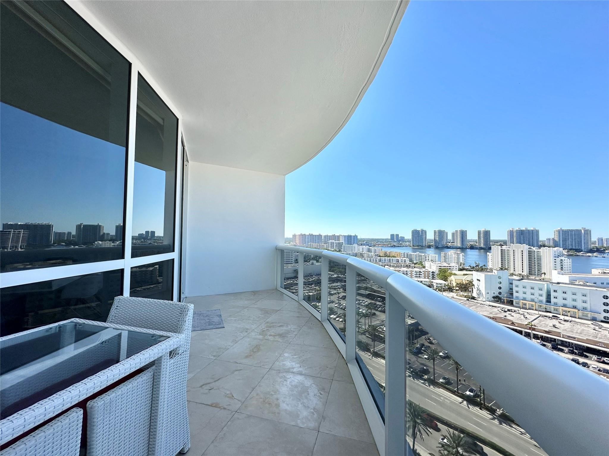 TRUMP ROYALE CONDO - Residential