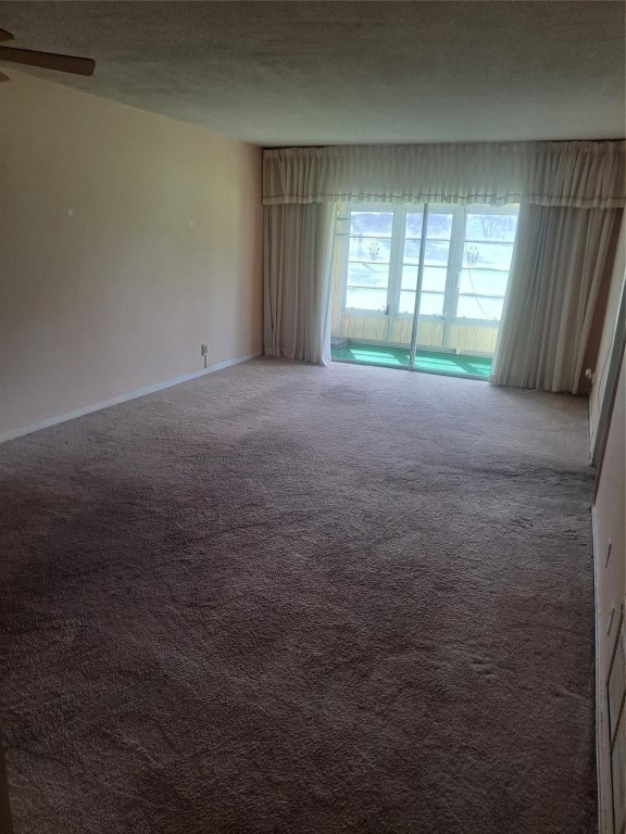 Leisureville Fairway 12 - Residential