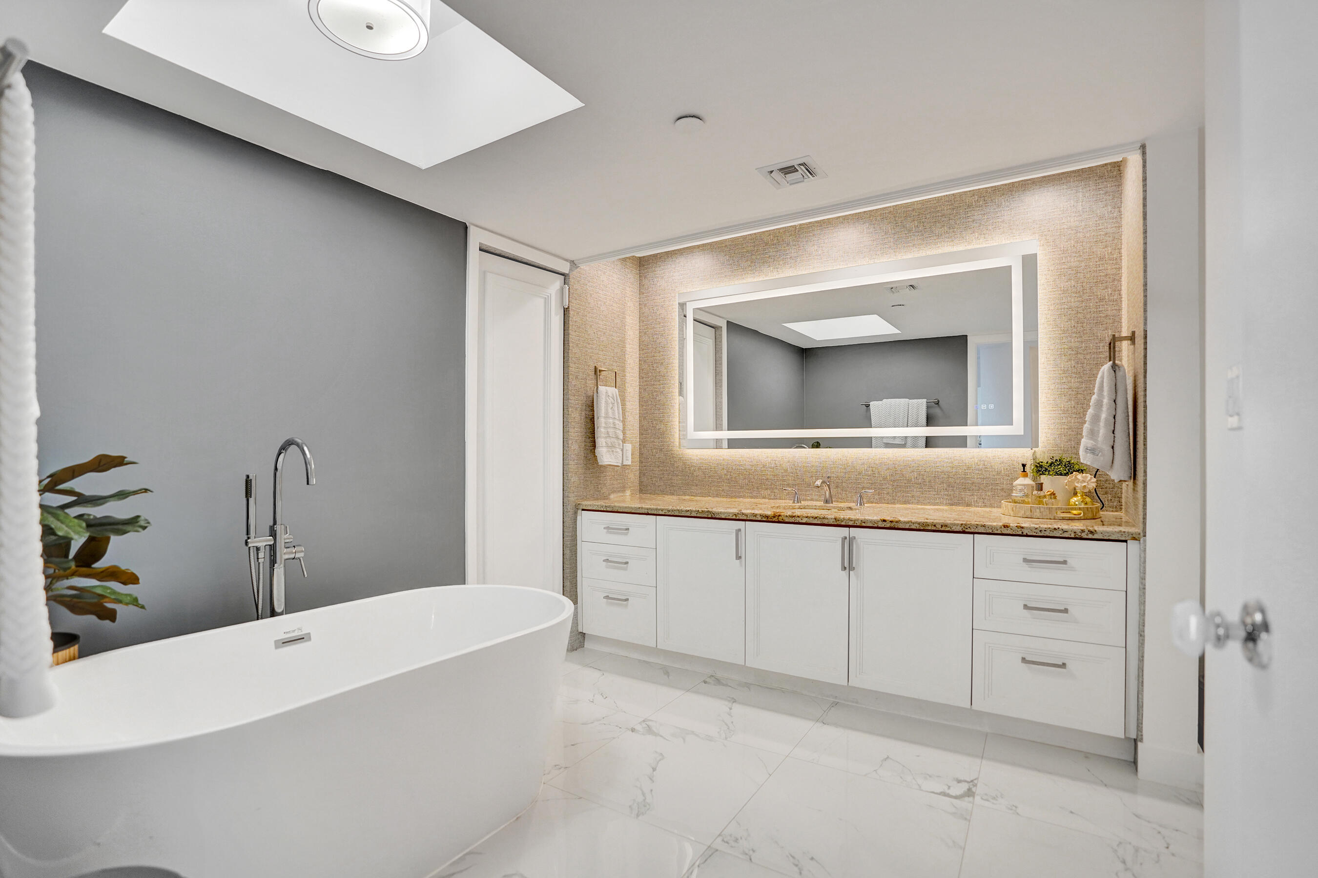 Turnberry Isle Condo - Residential