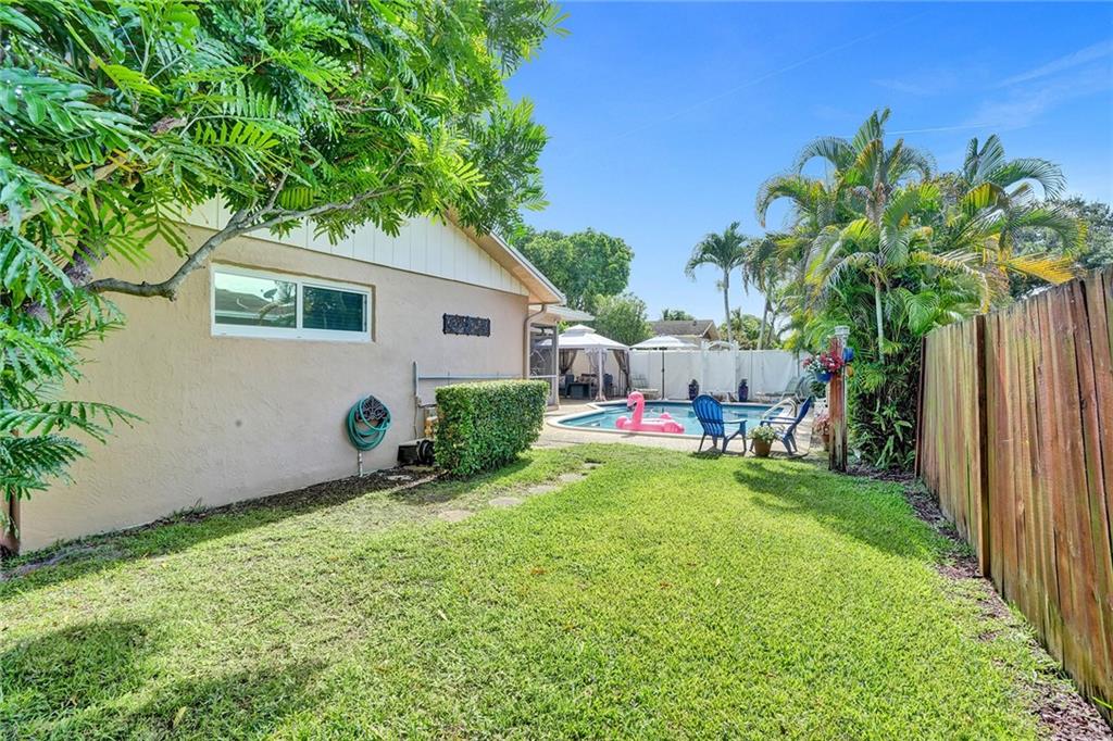Royal Palm Pointe 86-48 B - Residential