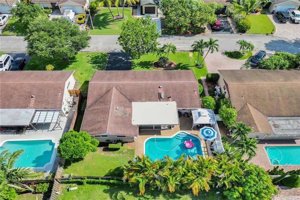 Royal Palm Pointe 86-48 B - Residential
