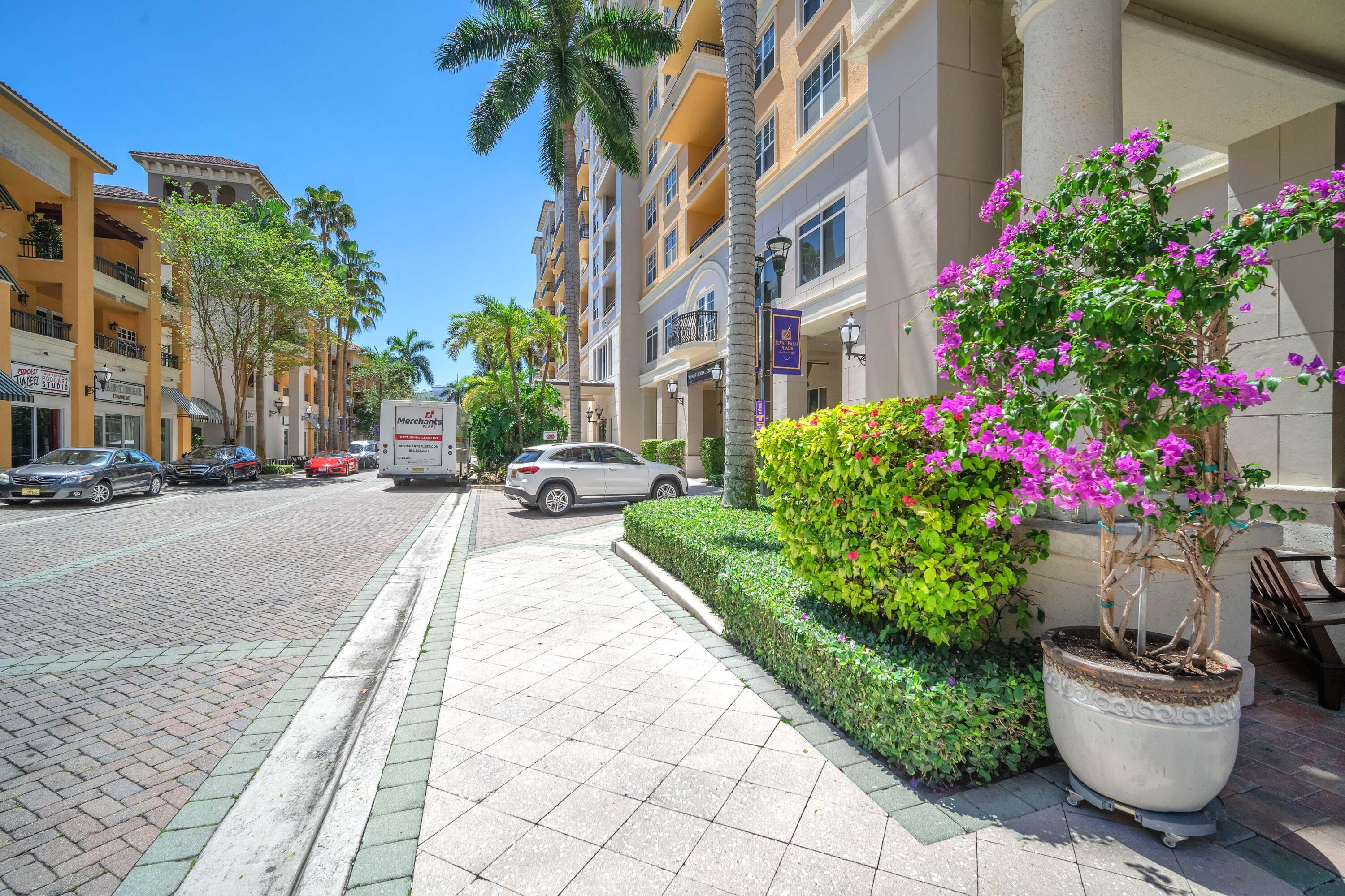 ROYAL PALM CIVIC & SHOPPING CENTER UNIT - Residential Lease