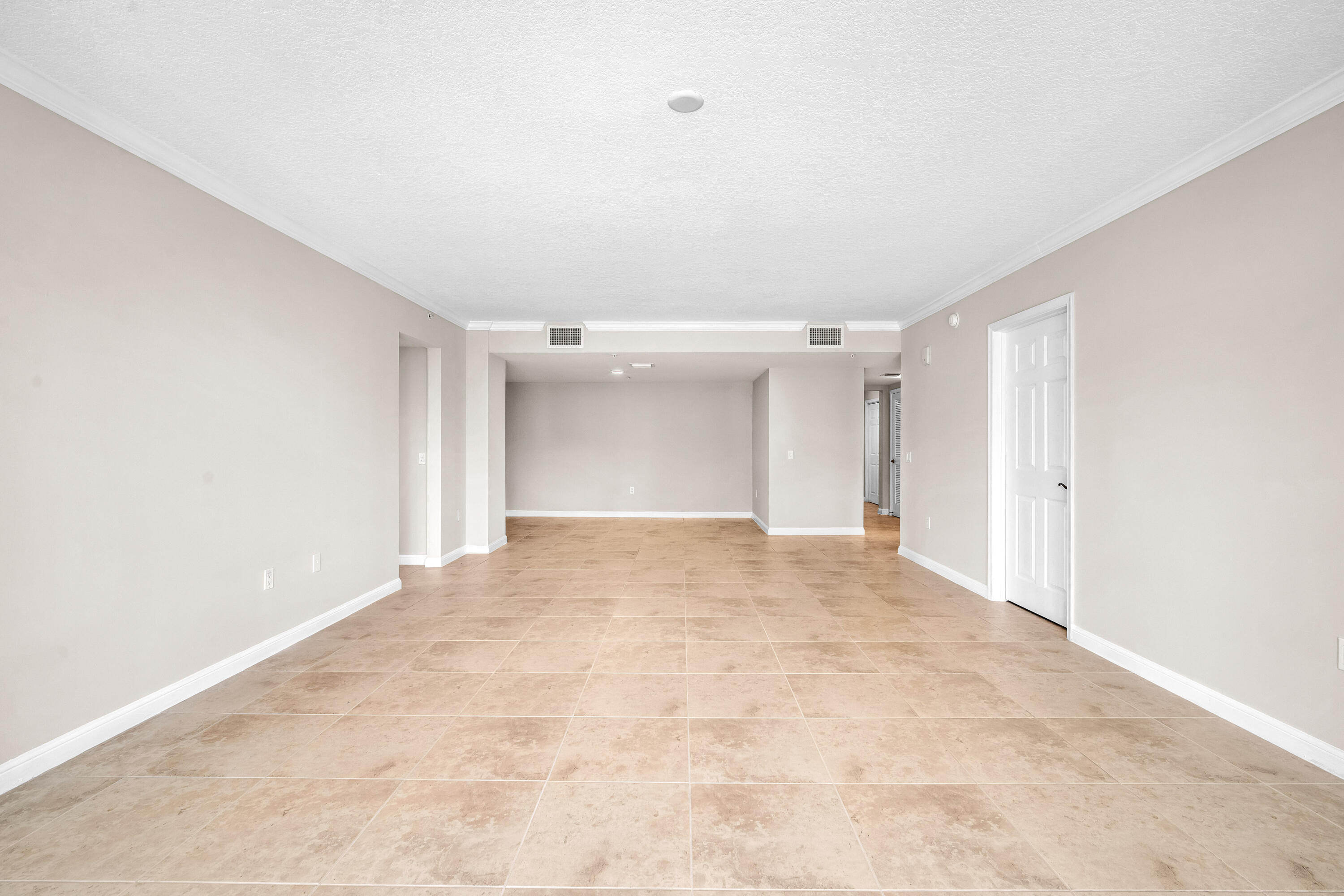 ROYAL PALM CIVIC & SHOPPING CENTER UNIT - Residential Lease