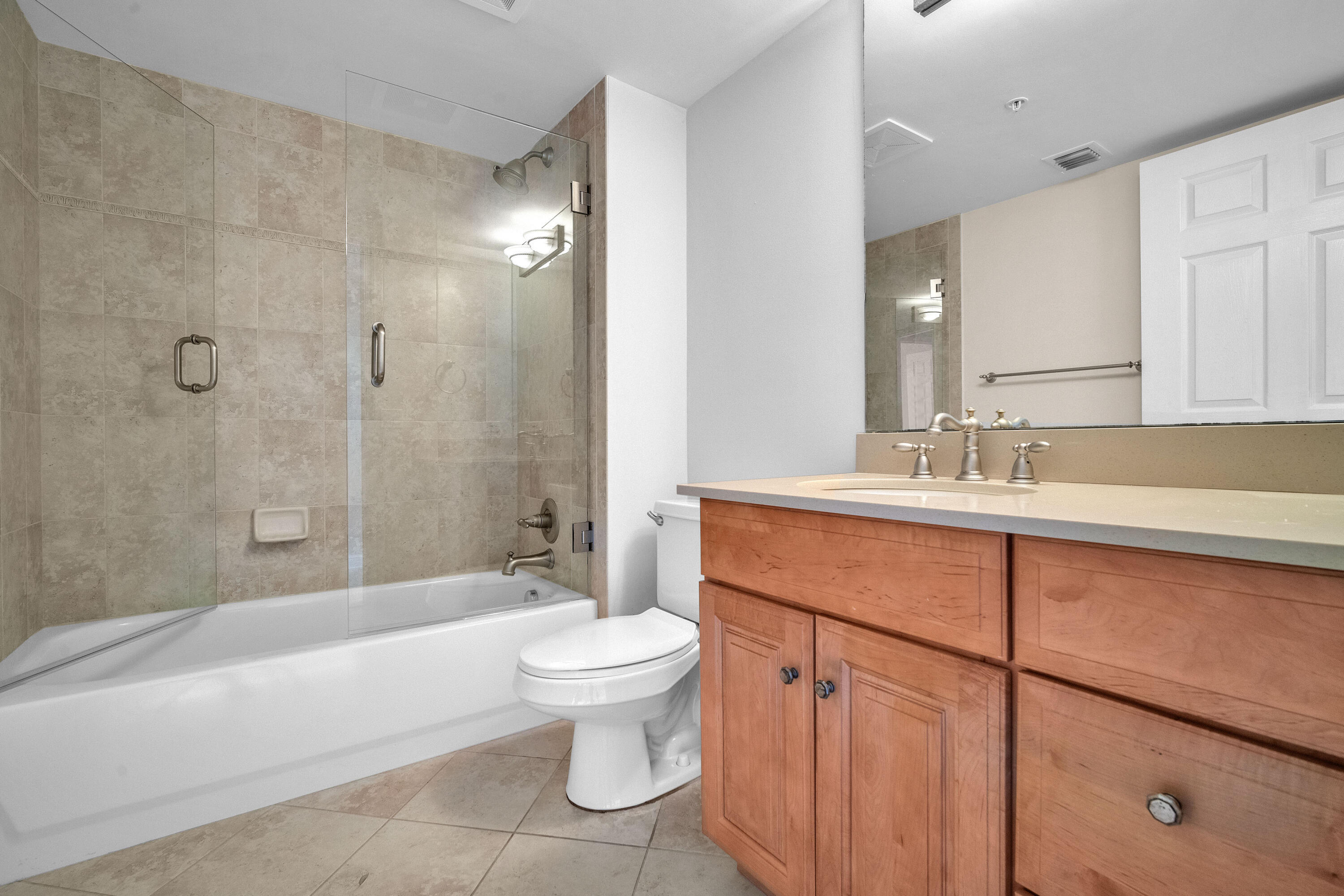 ROYAL PALM CIVIC & SHOPPING CENTER UNIT - Residential Lease