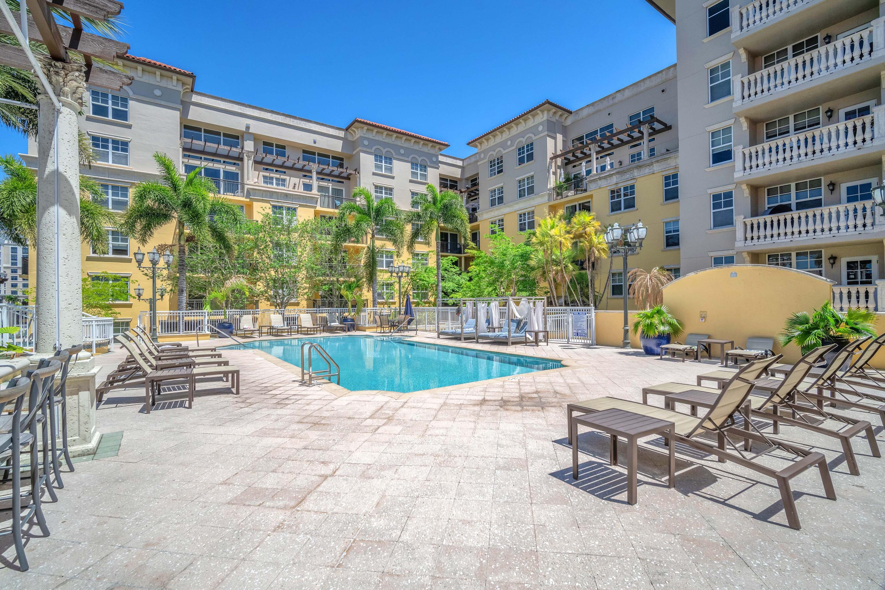 ROYAL PALM CIVIC & SHOPPING CENTER UNIT - Residential Lease