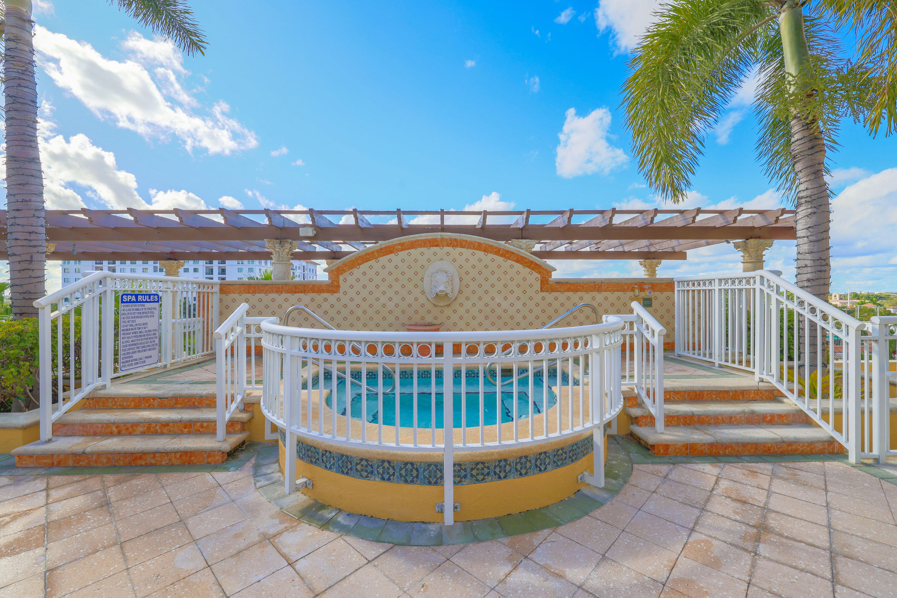 ROYAL PALM CIVIC & SHOPPING CENTER UNIT - Residential Lease