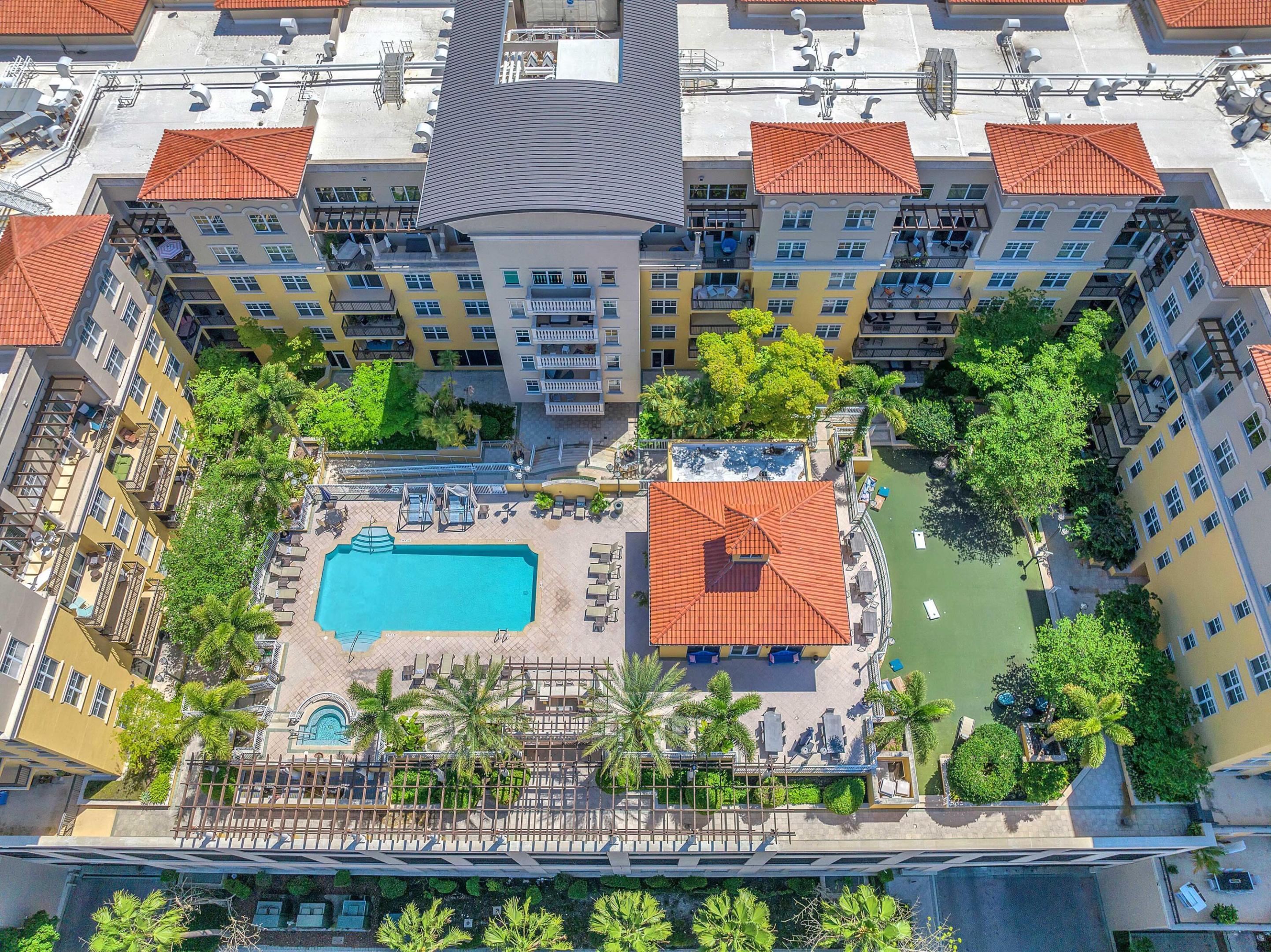 ROYAL PALM CIVIC & SHOPPING CENTER UNIT - Residential Lease