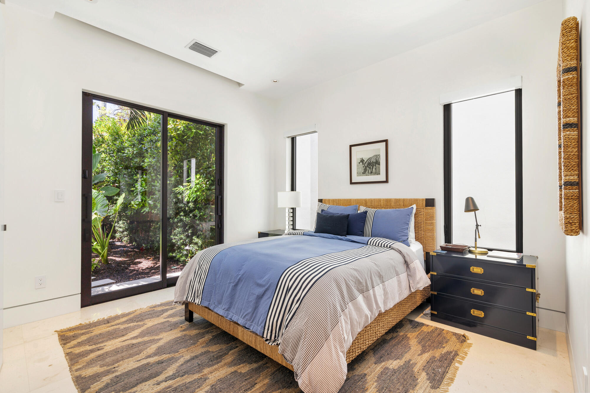 ELLAMAR - Residential