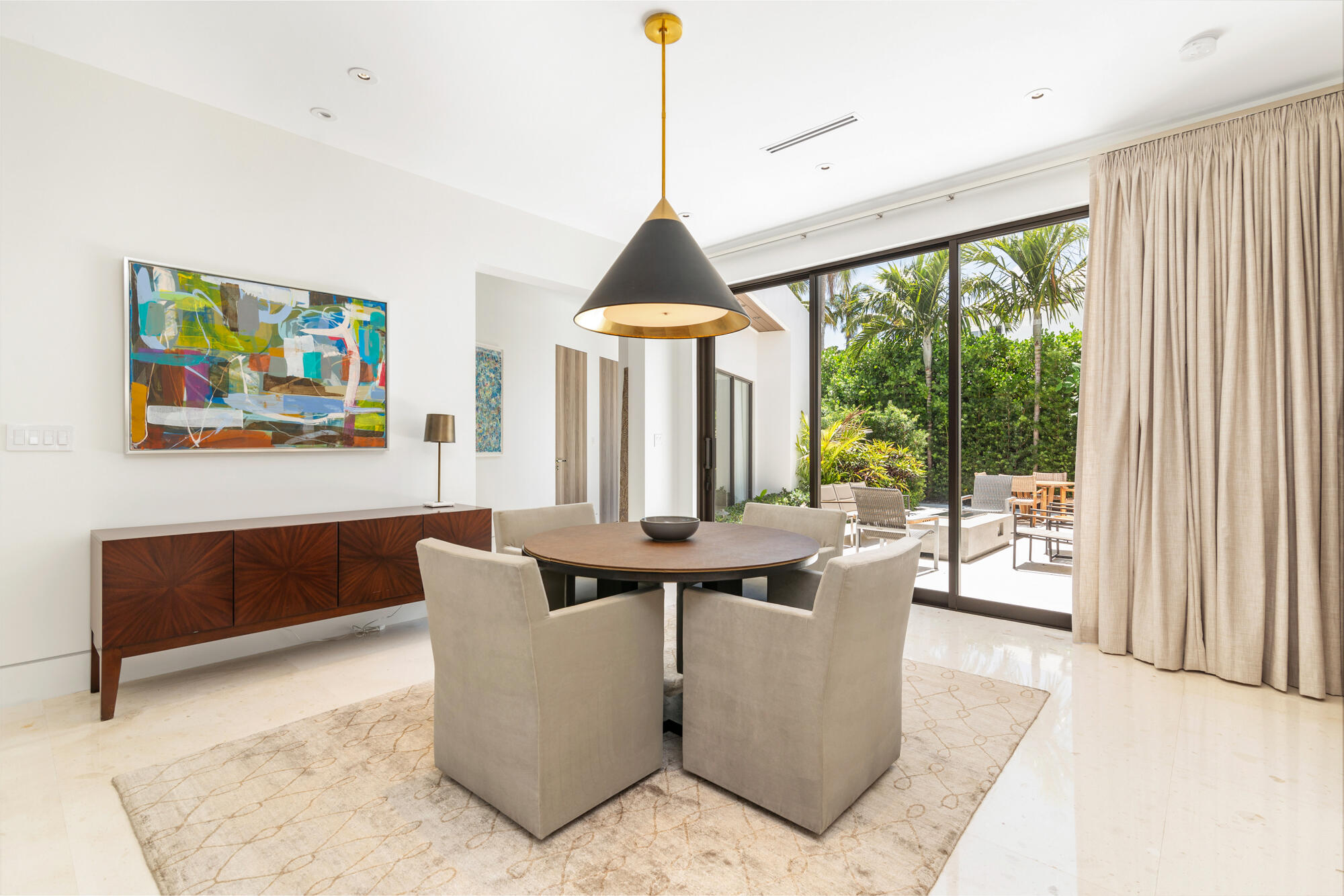 ELLAMAR - Residential