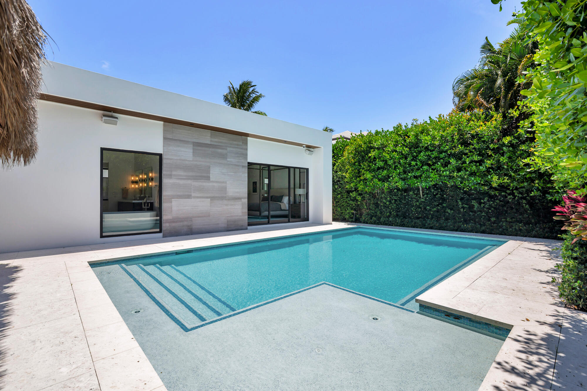 ELLAMAR - Residential