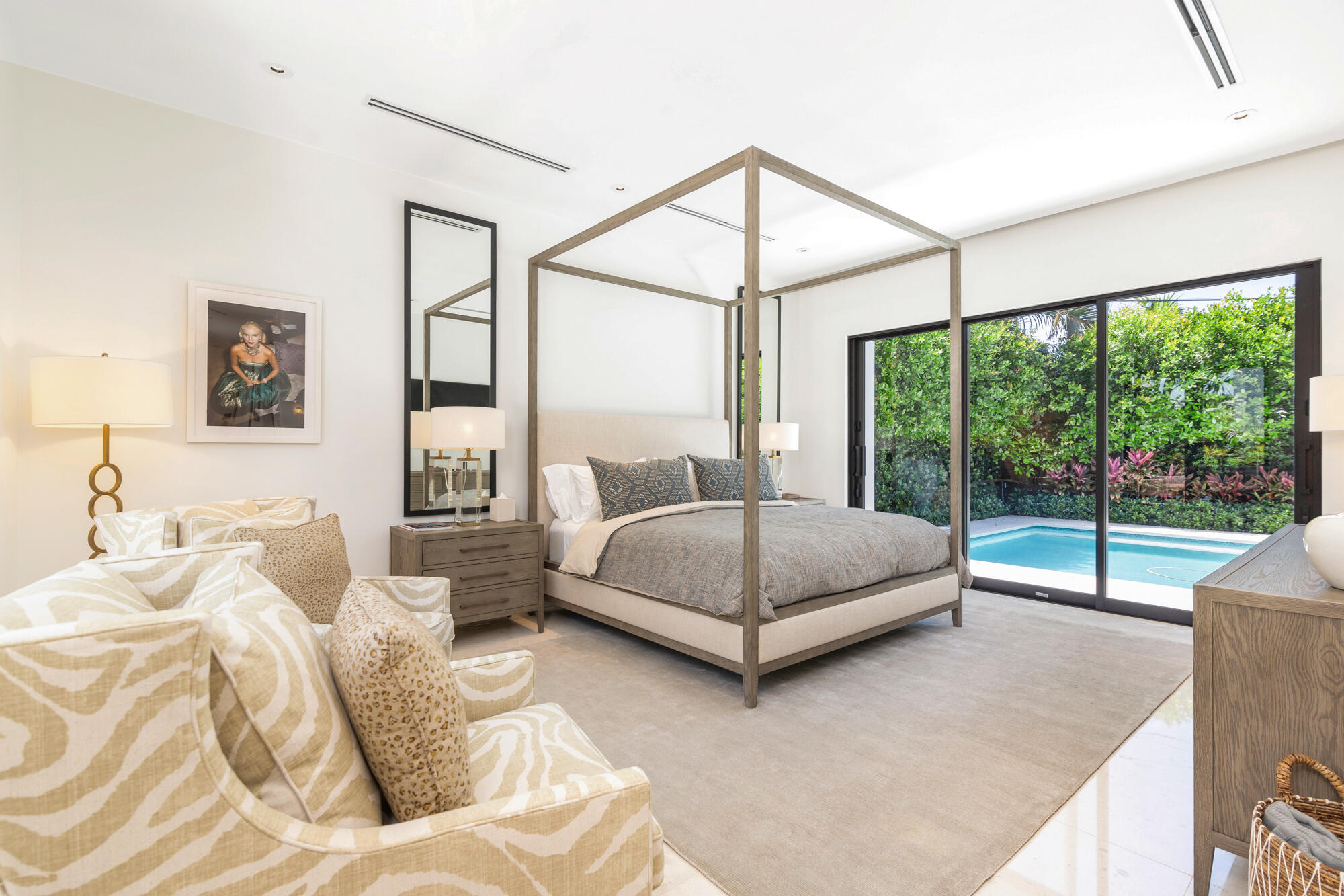 ELLAMAR - Residential