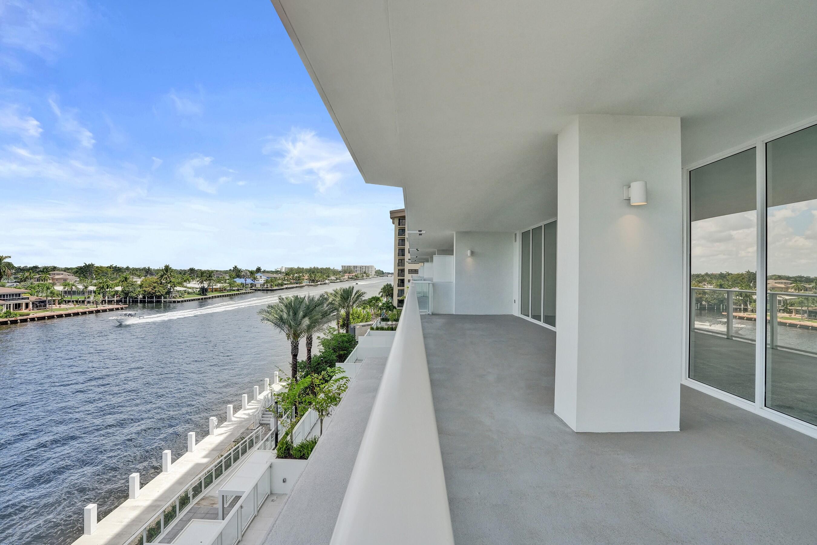 Entourage in the Sun - Residential