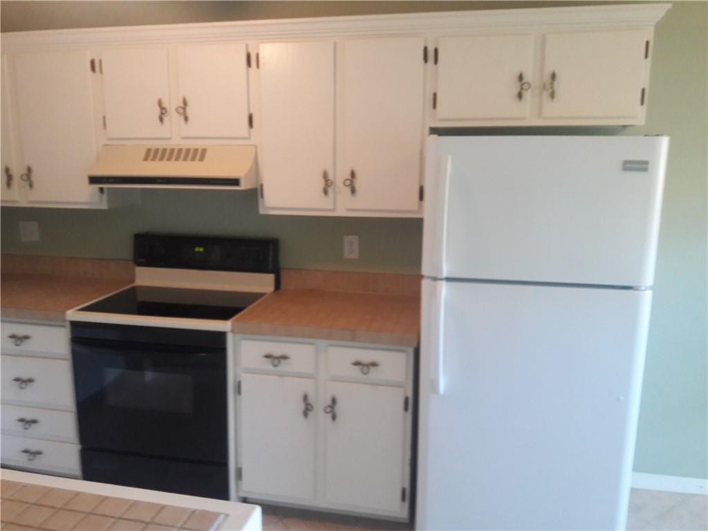 COURTYARD CONDOMINIUM - Residential