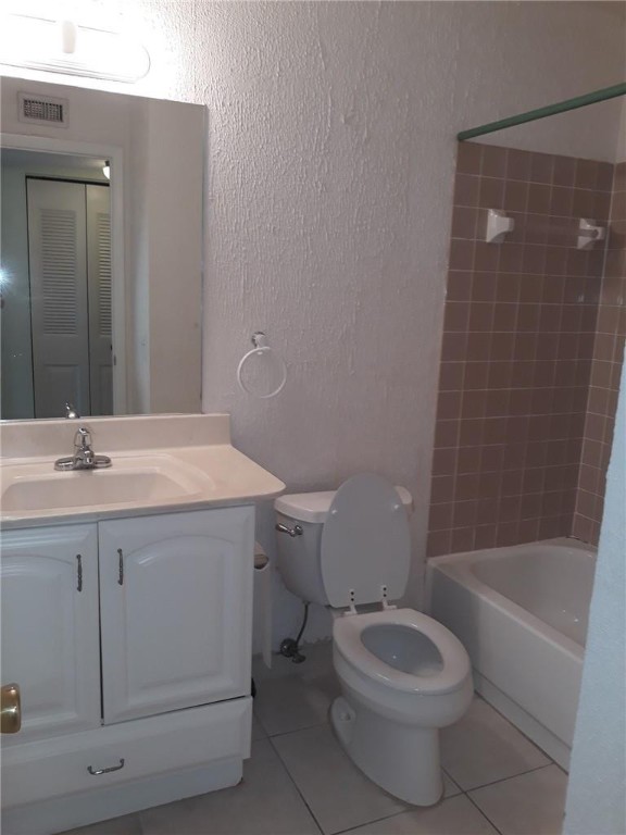 COURTYARD CONDOMINIUM - Residential