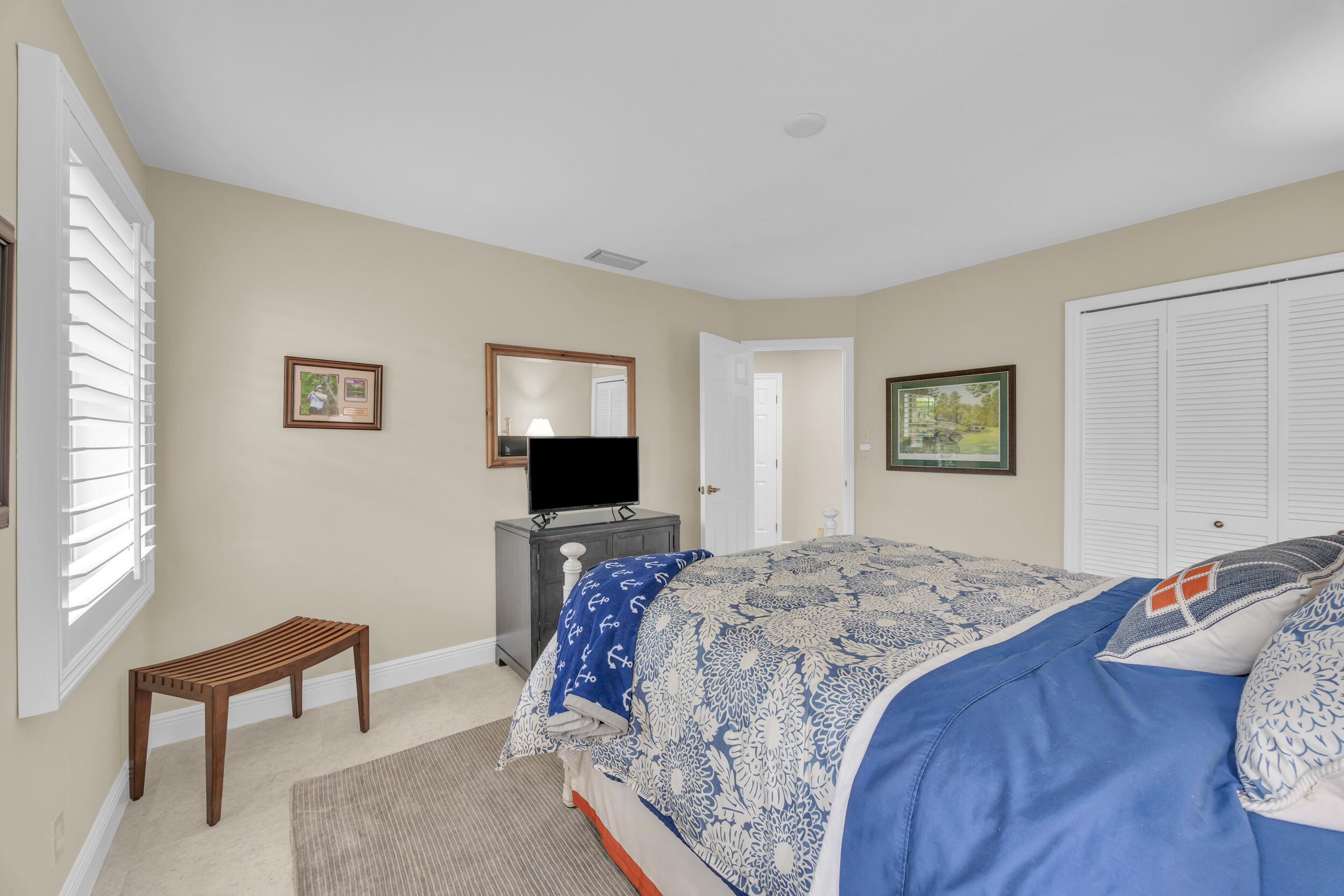 THE SOUNDINGS - Residential