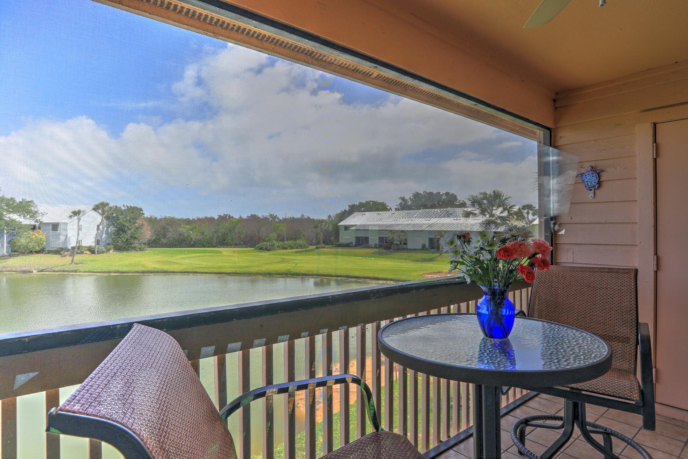 PELICAN POINTE OF SEBASTIAN V - Residential