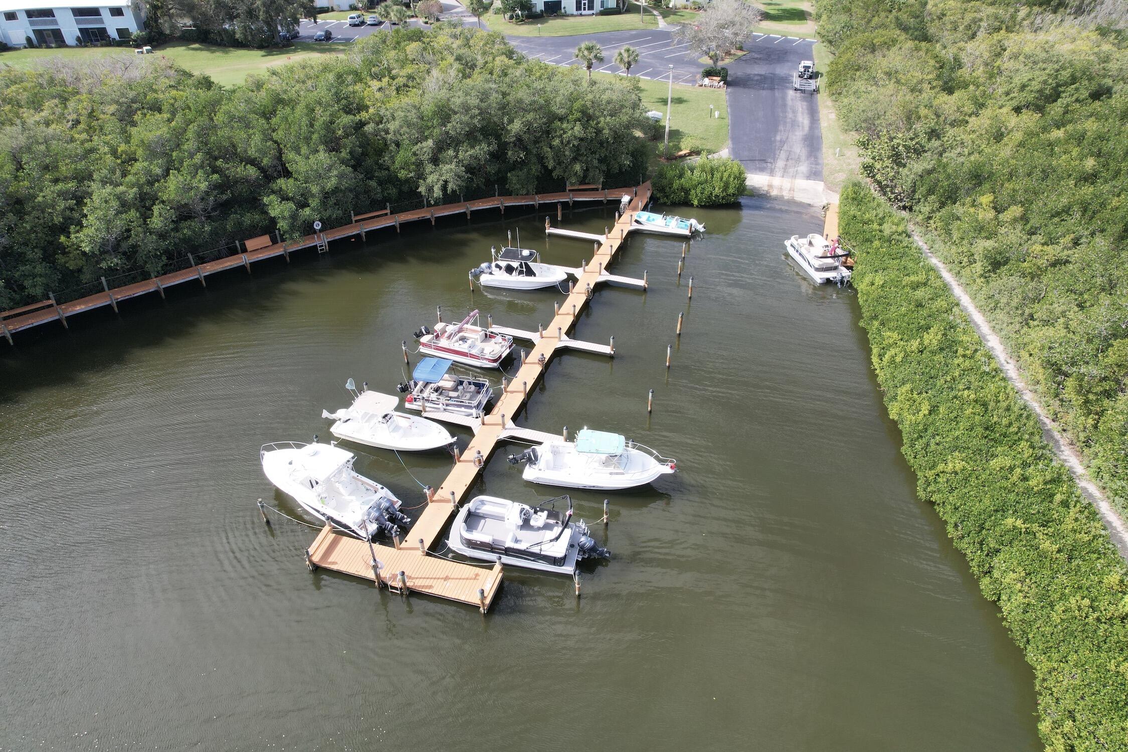 PELICAN POINTE OF SEBASTIAN V - Residential