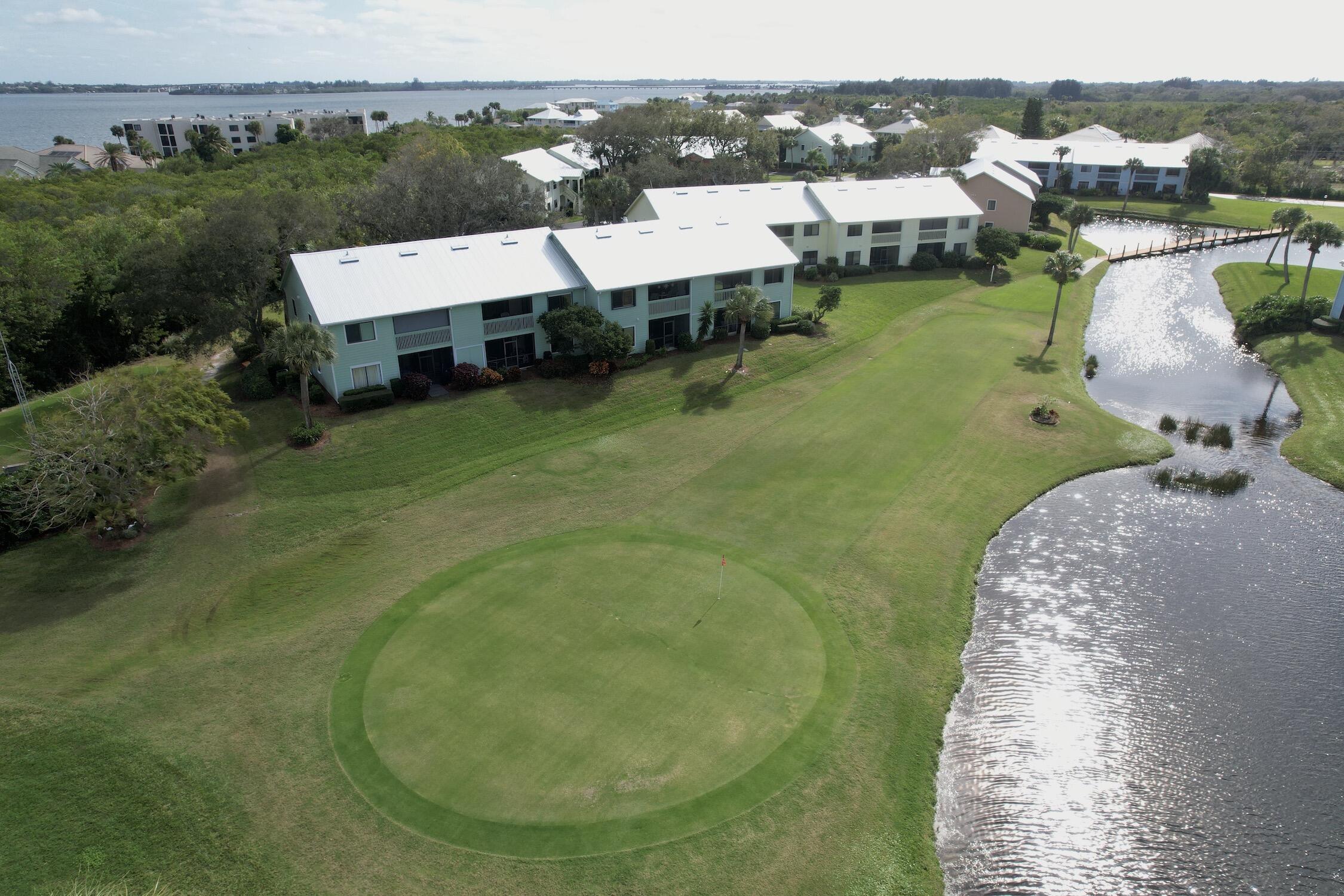 PELICAN POINTE OF SEBASTIAN V - Residential
