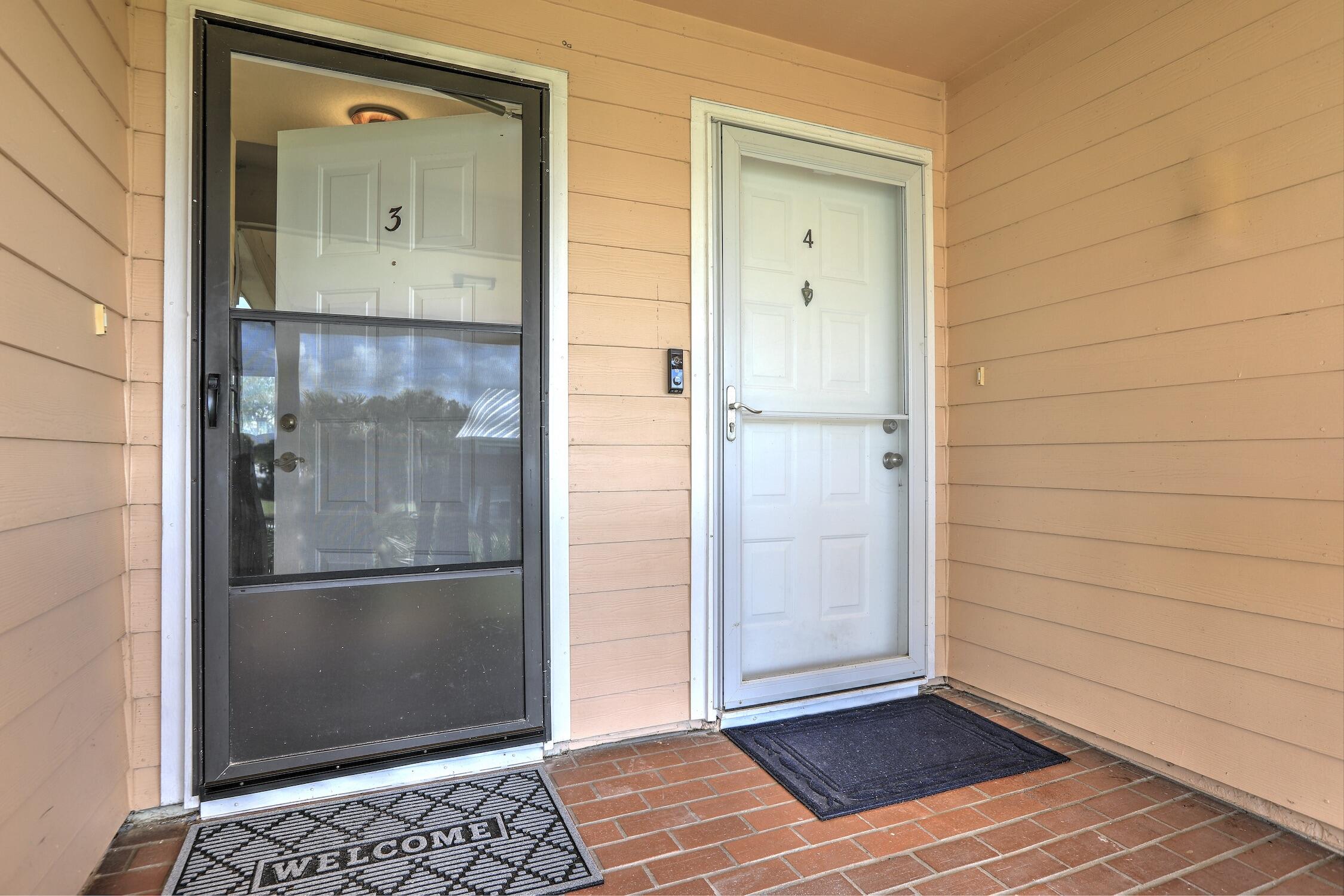 PELICAN POINTE OF SEBASTIAN V - Residential