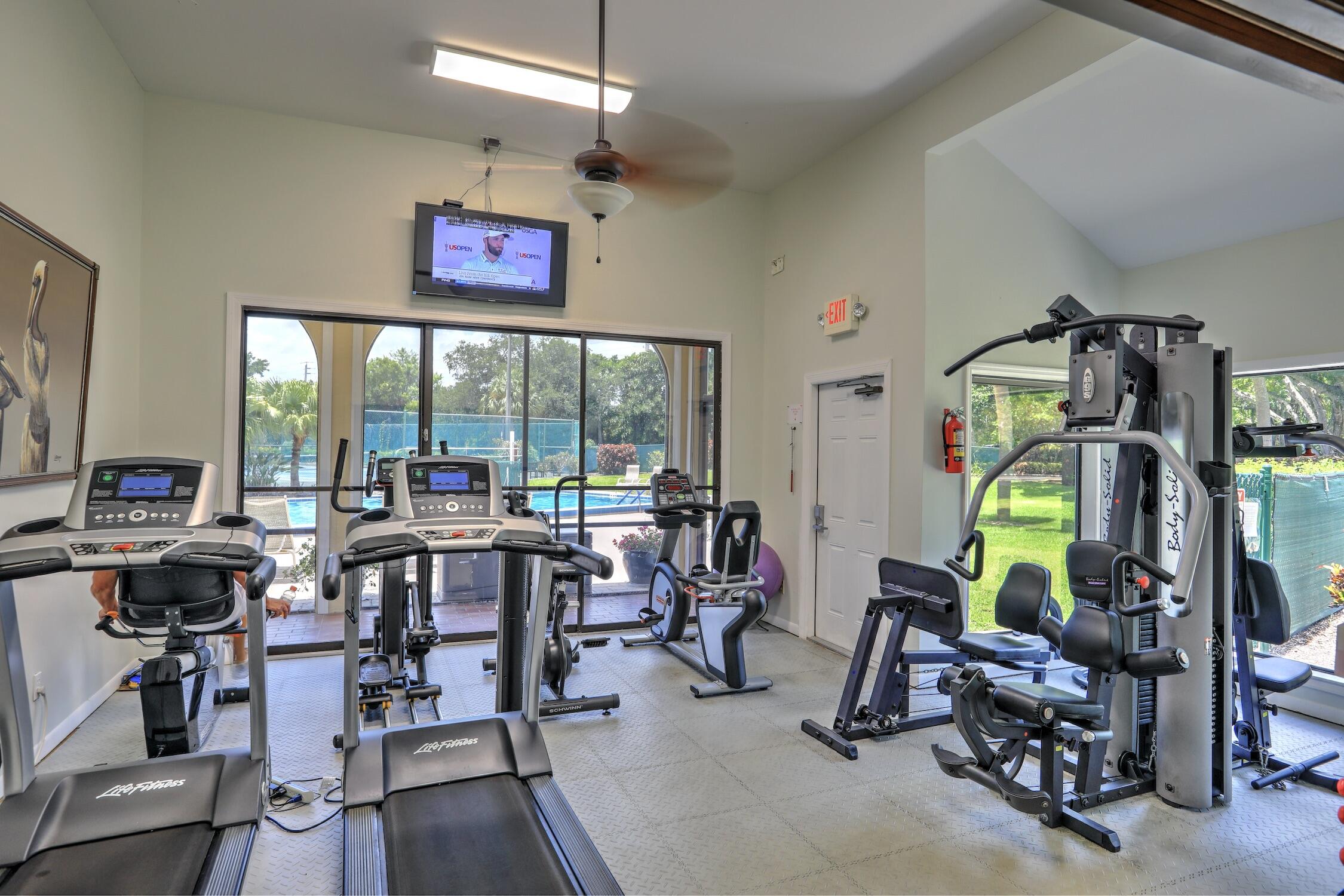 PELICAN POINTE OF SEBASTIAN V - Residential