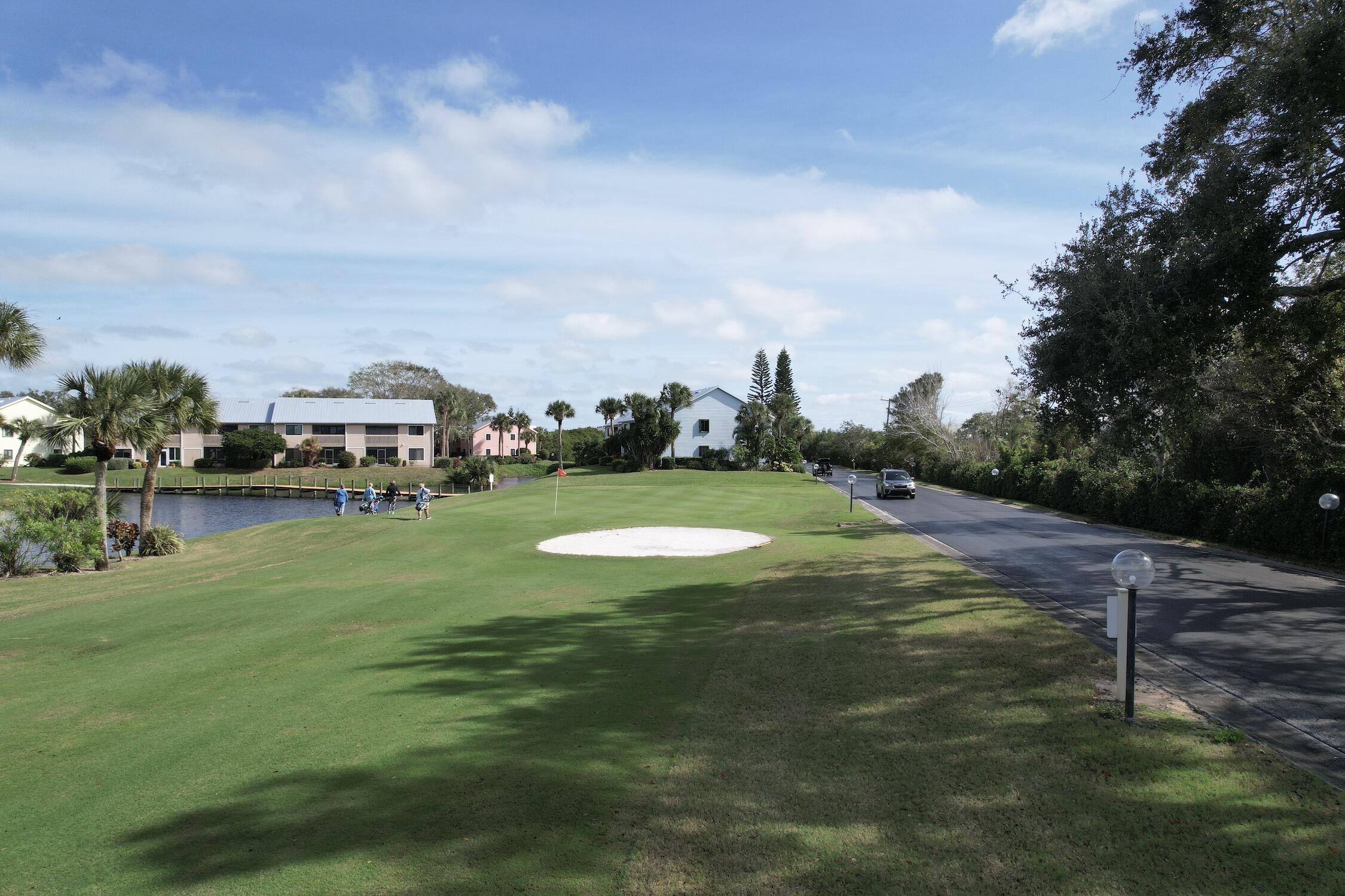 PELICAN POINTE OF SEBASTIAN V - Residential