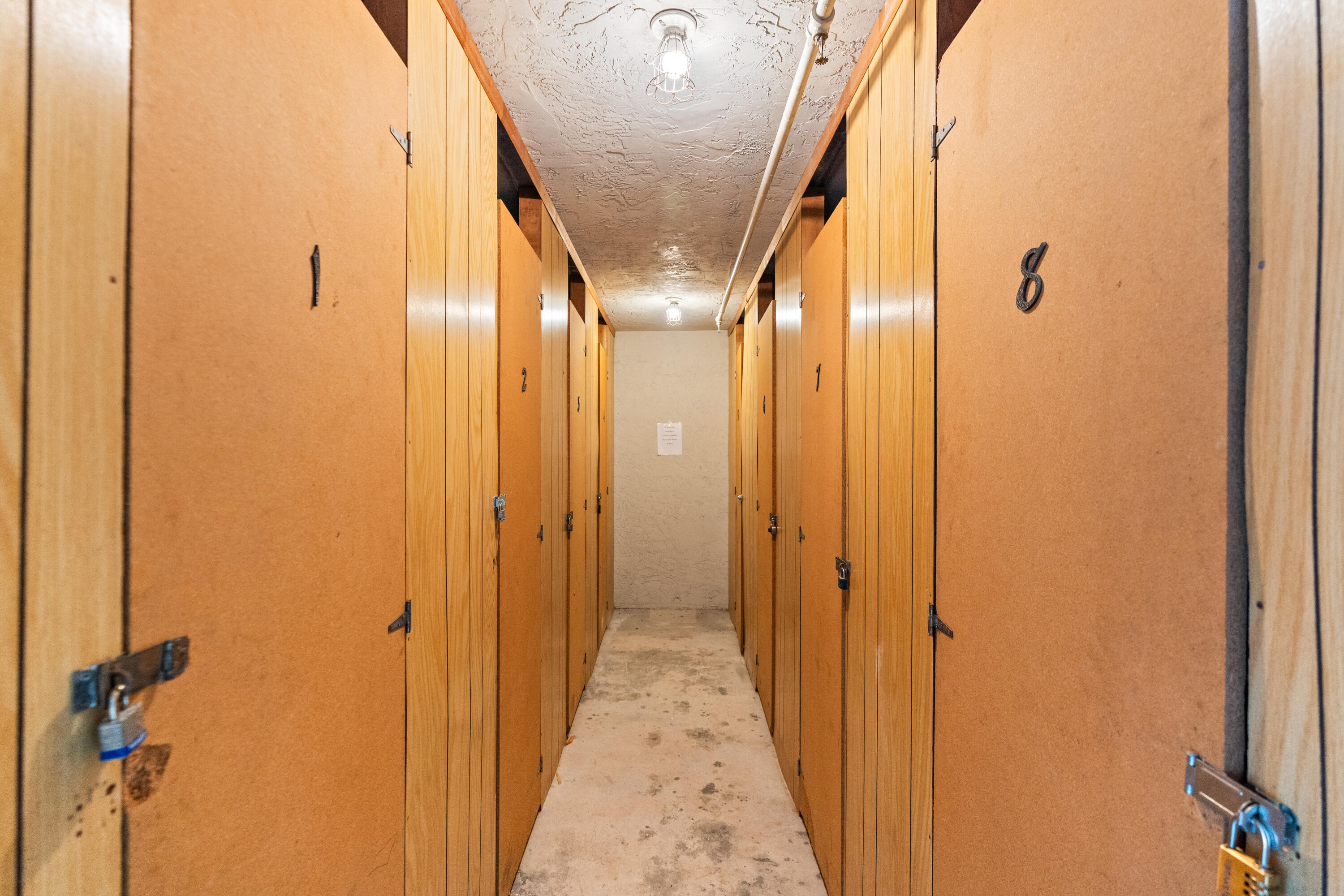 NO 105 PALM-AIRE COUNTRY CLUB - Residential