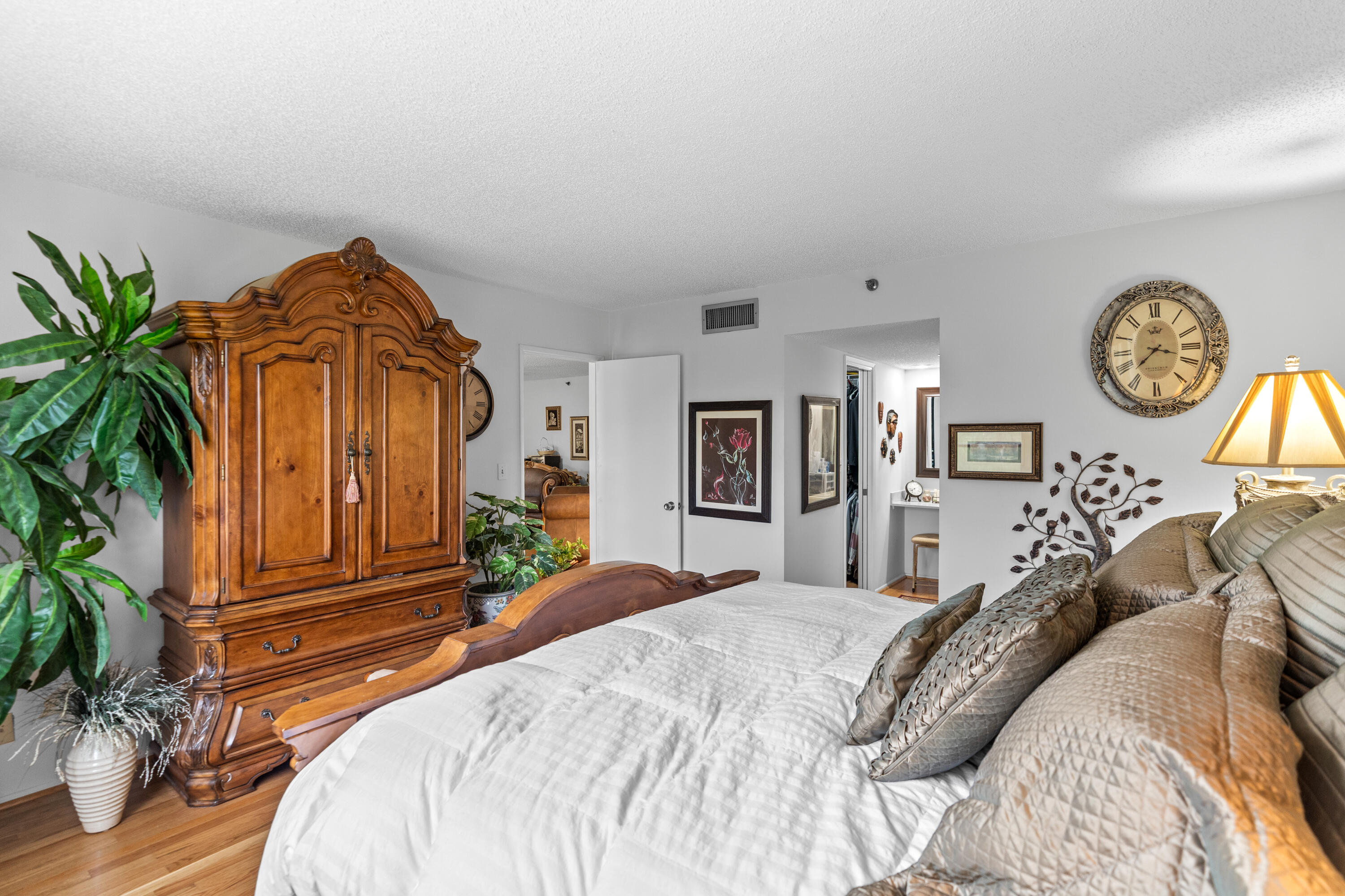 NO 105 PALM-AIRE COUNTRY CLUB - Residential