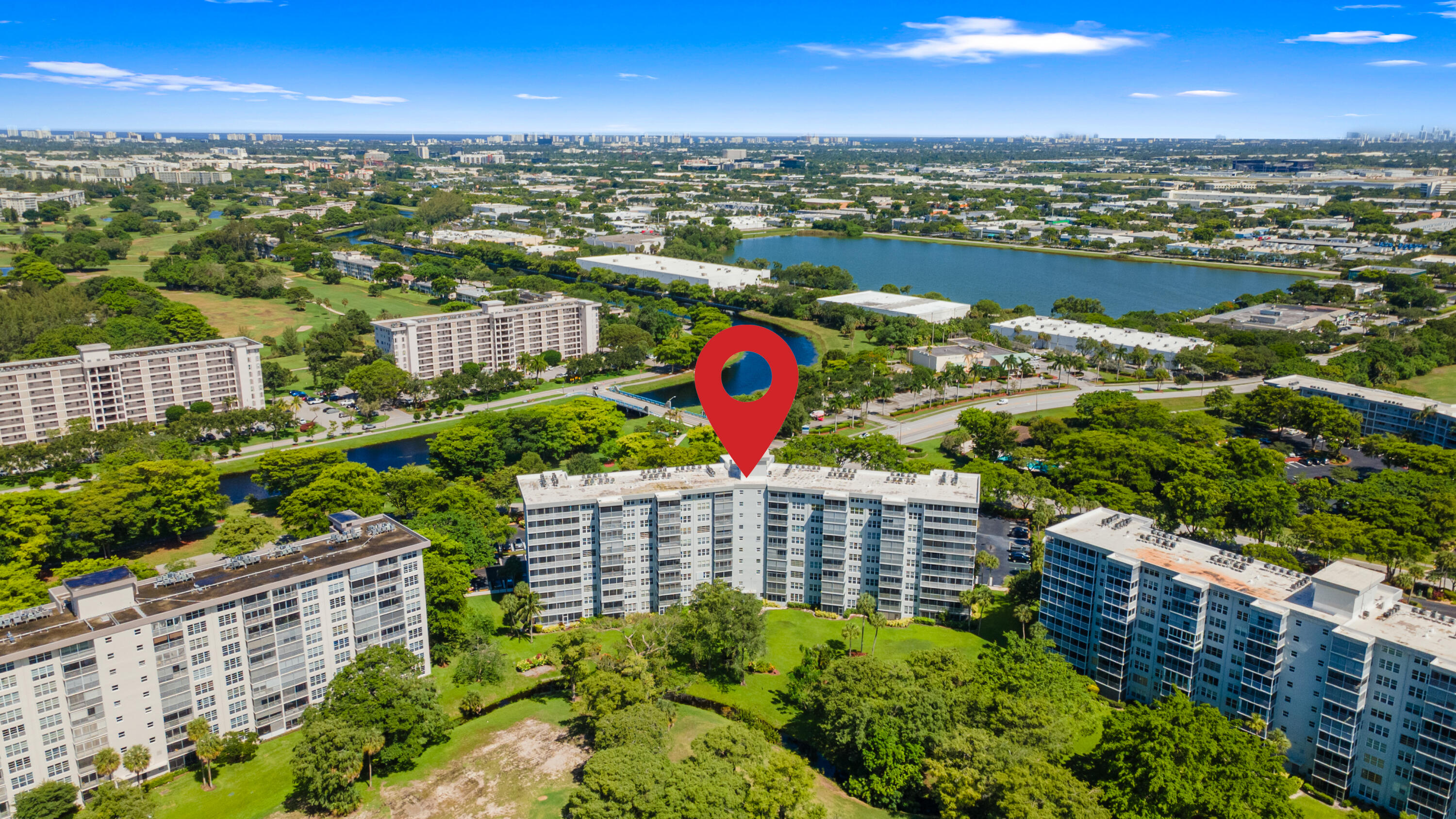 NO 105 PALM-AIRE COUNTRY CLUB - Residential