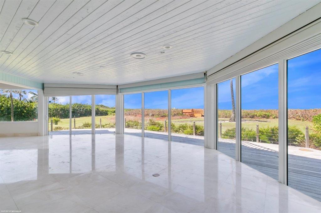 JUPITER ISLAND - Residential