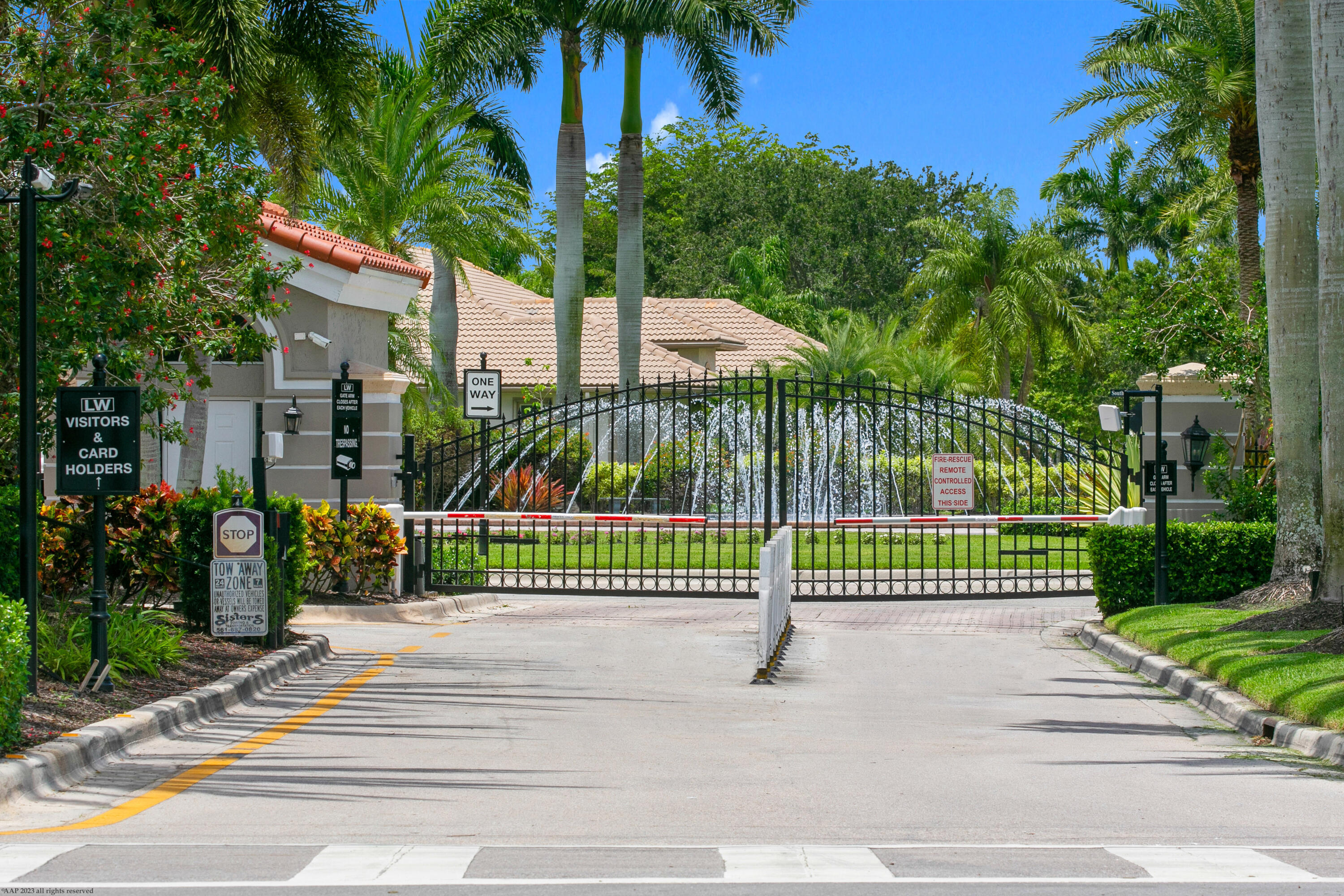 LAKEFIELD OF THE LANDINGS AT WELLINGTON 3A - Residential Lease