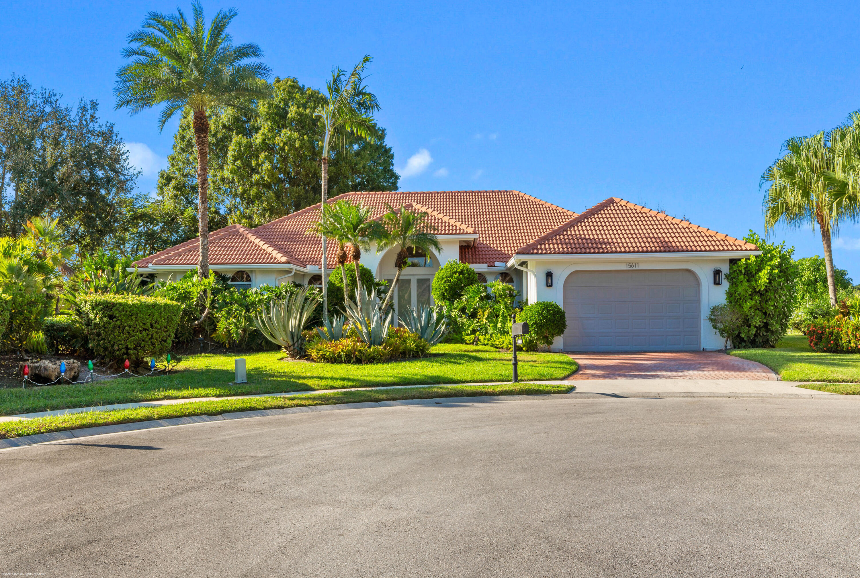 LAKEFIELD OF THE LANDINGS AT WELLINGTON 3A - Residential Lease