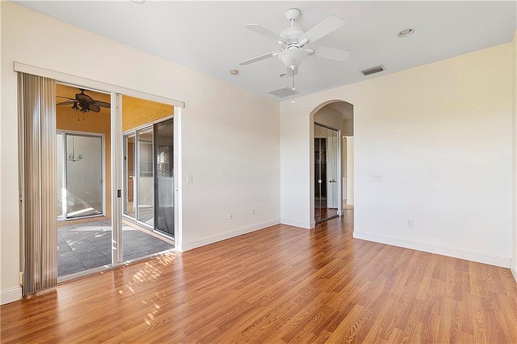 CYPRESS POINTE - Residential