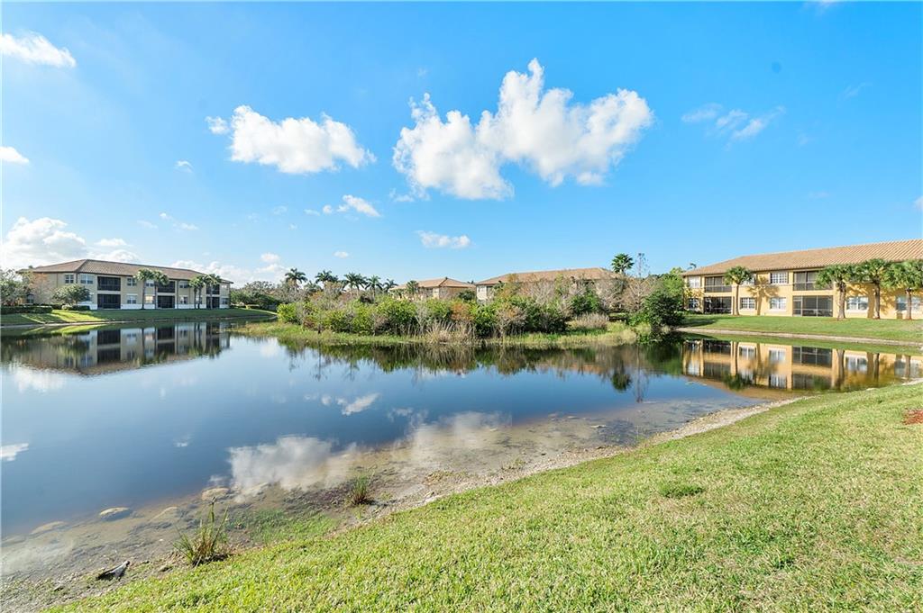 CYPRESS POINTE - Residential
