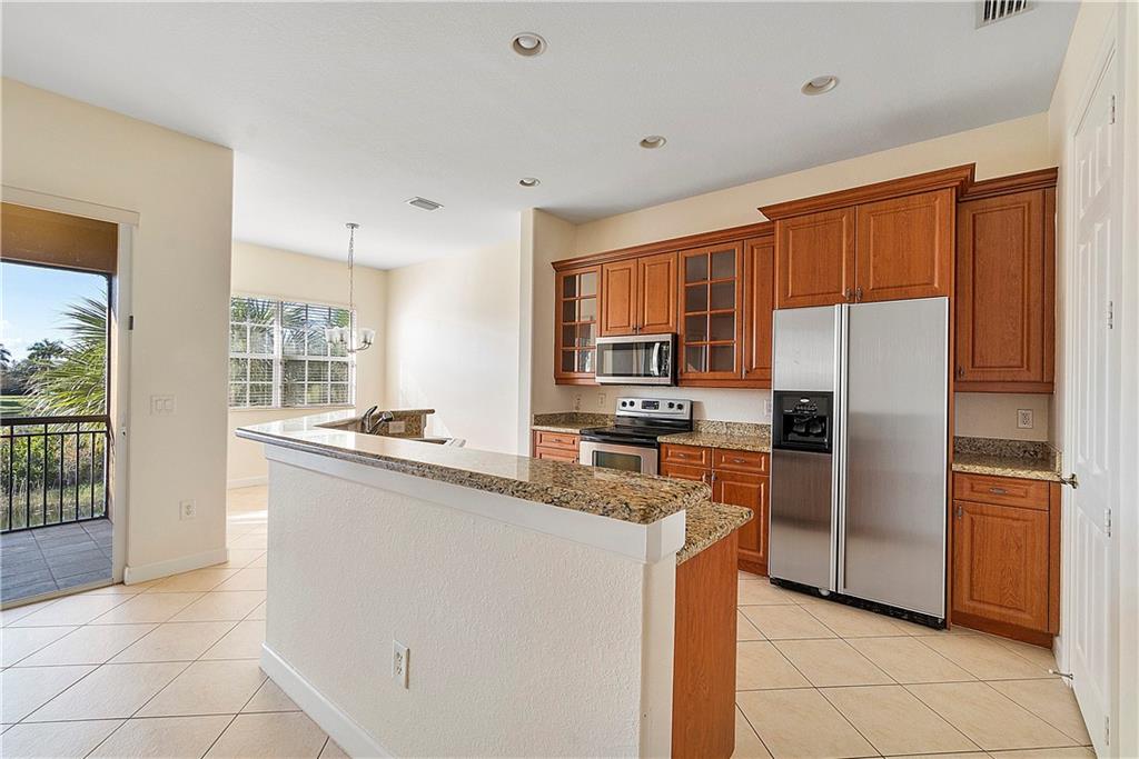 CYPRESS POINTE - Residential