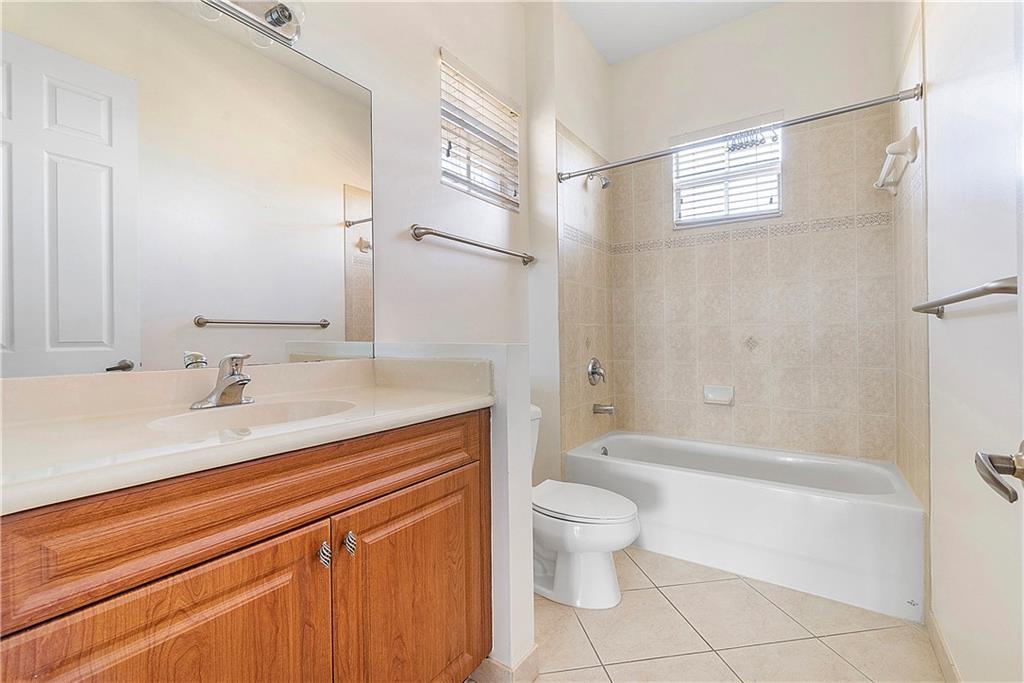 CYPRESS POINTE - Residential