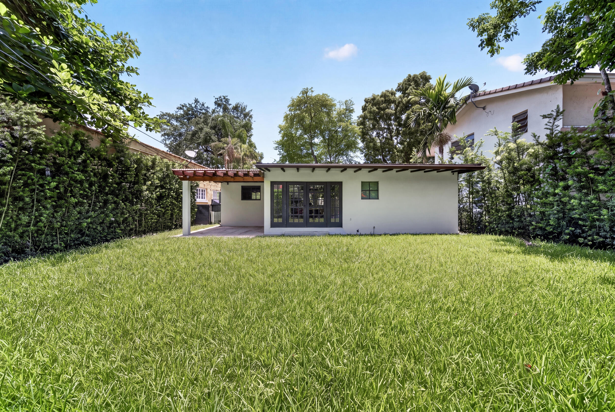 CORAL GABLES GRANADA SEC - Residential