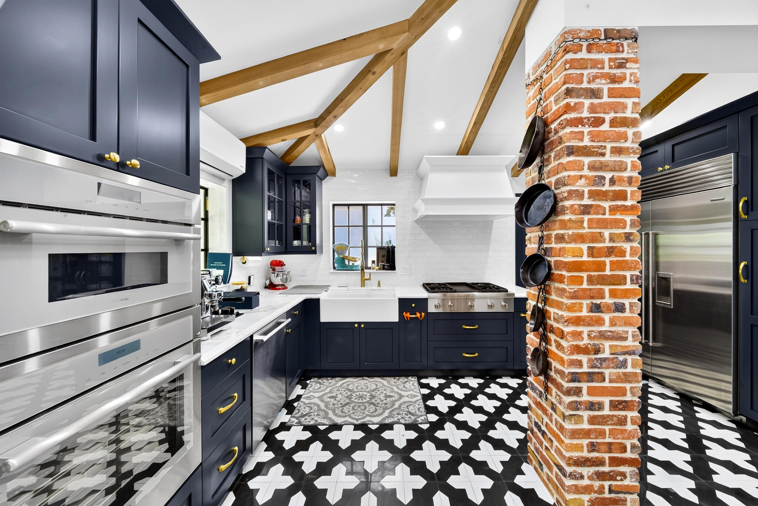 CORAL GABLES GRANADA SEC - Residential