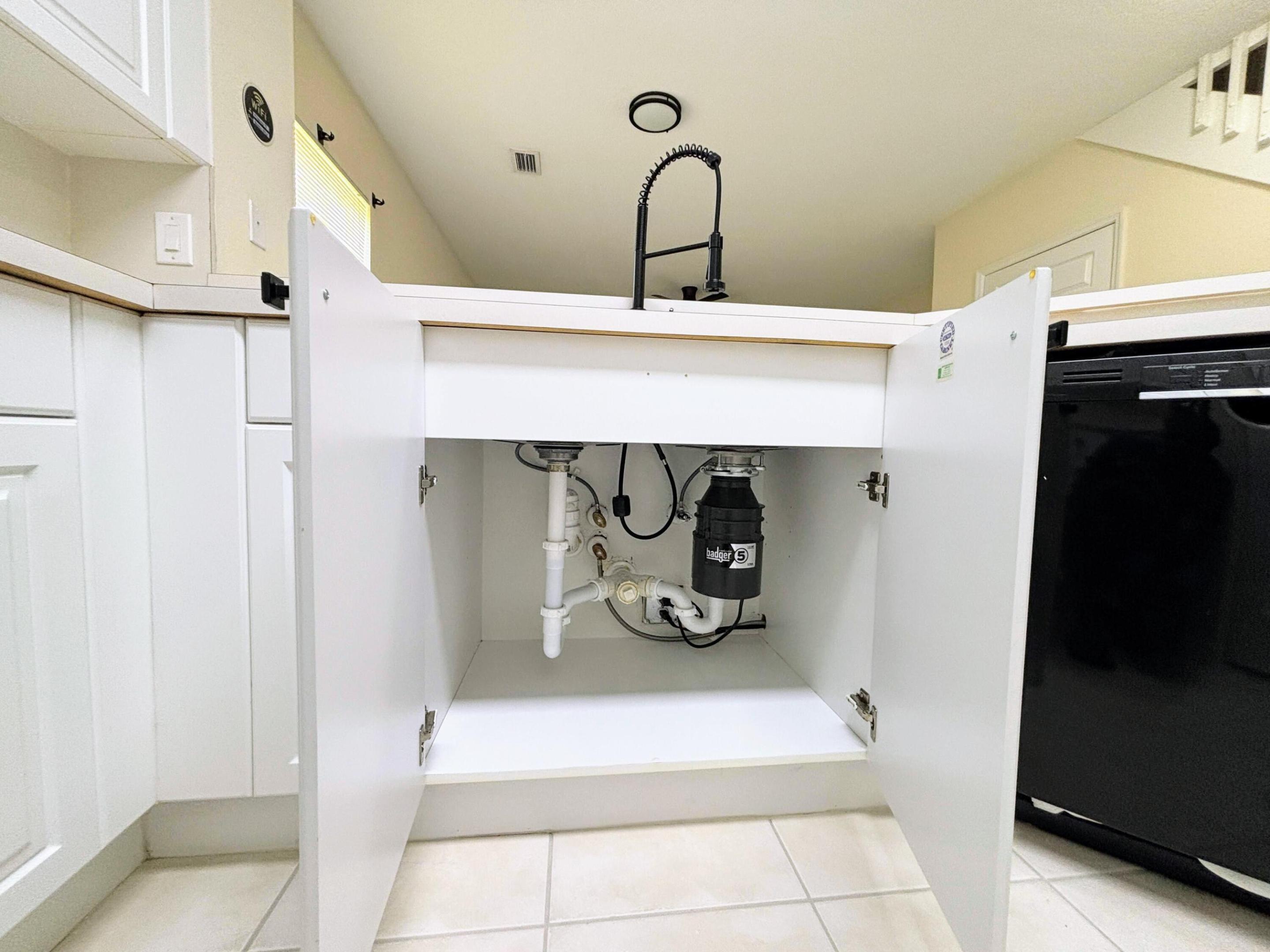 MARINER VILLAGE OF MARTIN COUNTY CONDO - Residential