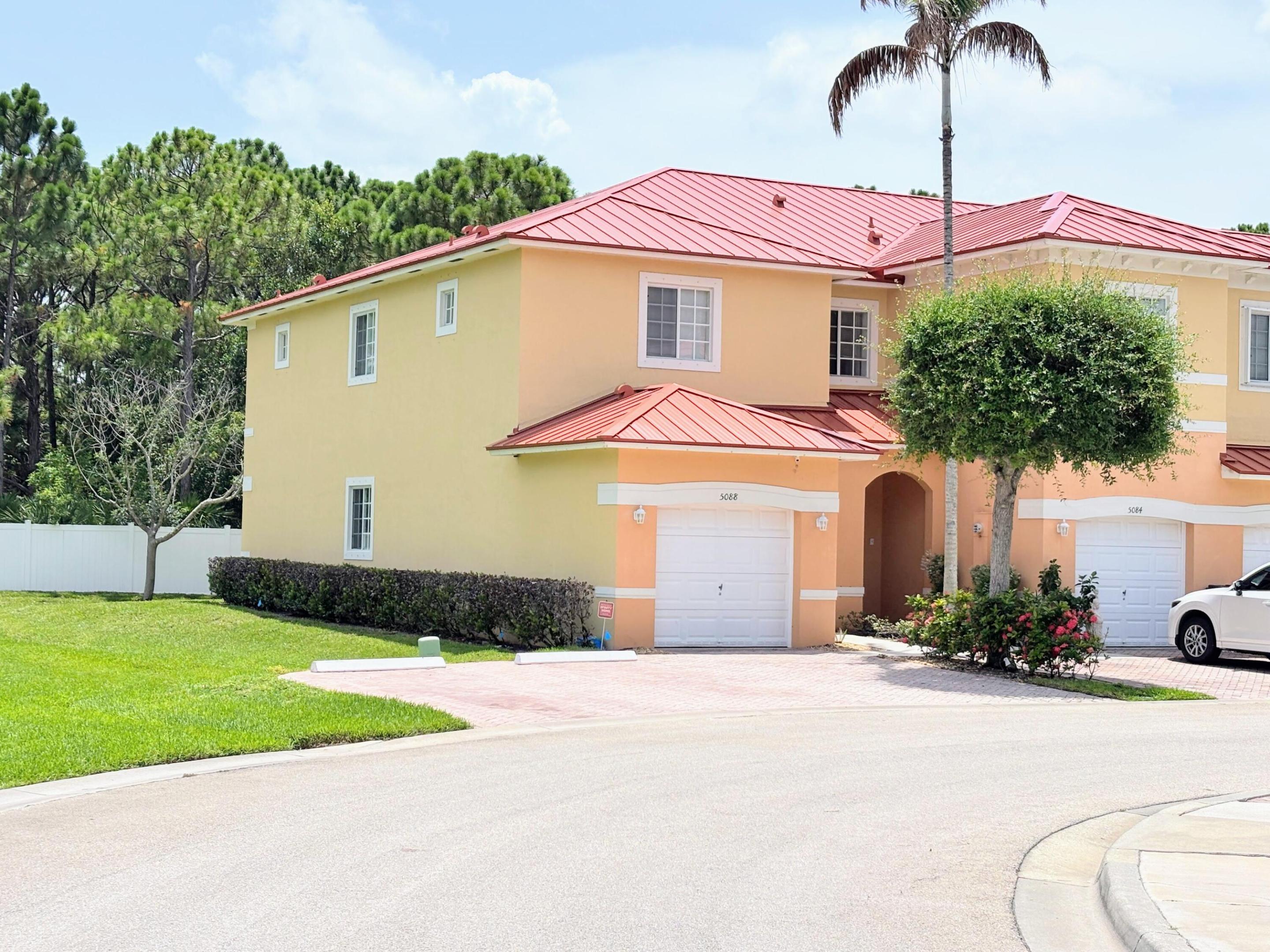 MARINER VILLAGE OF MARTIN COUNTY CONDO - Residential