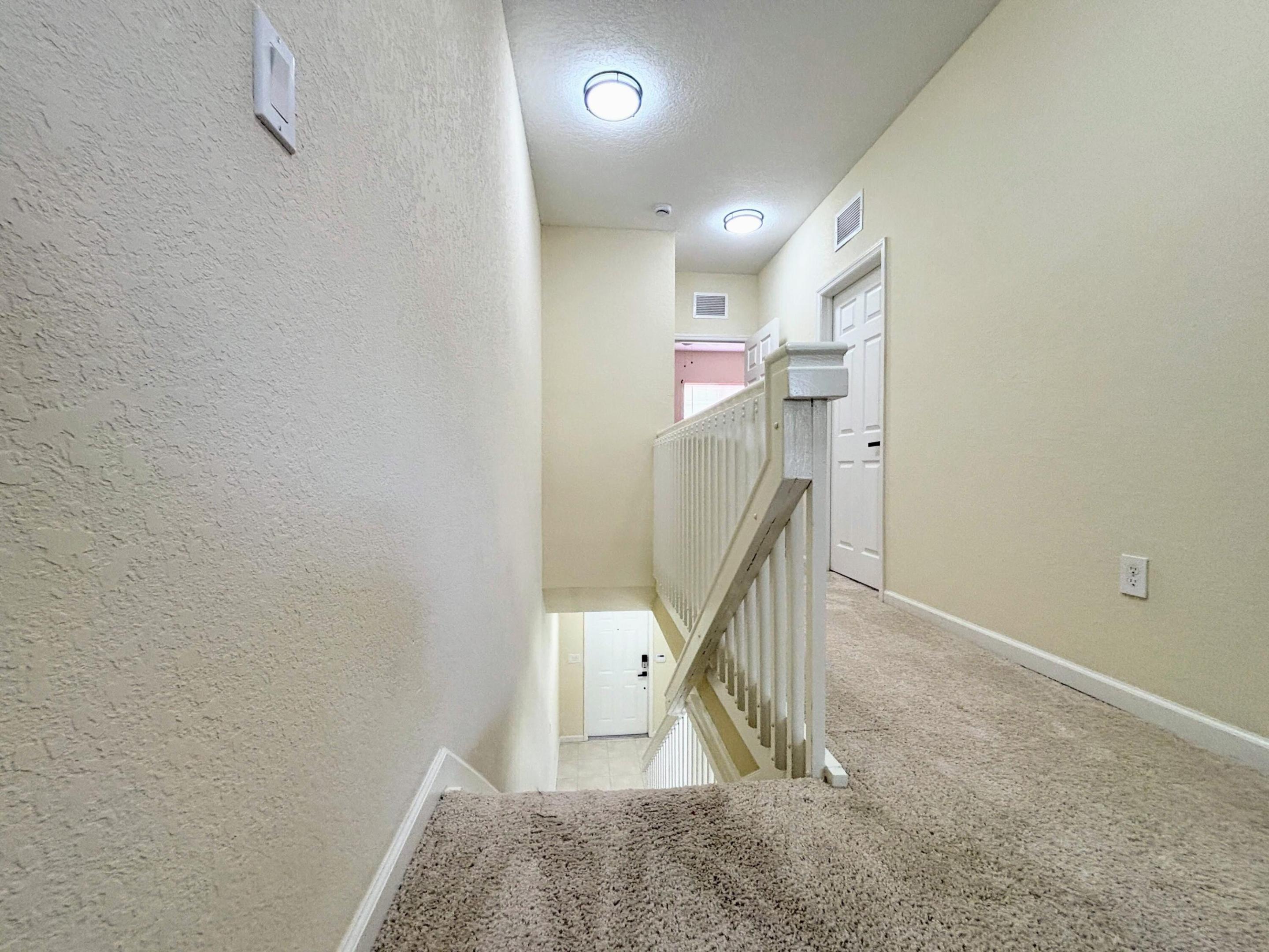 MARINER VILLAGE OF MARTIN COUNTY CONDO - Residential